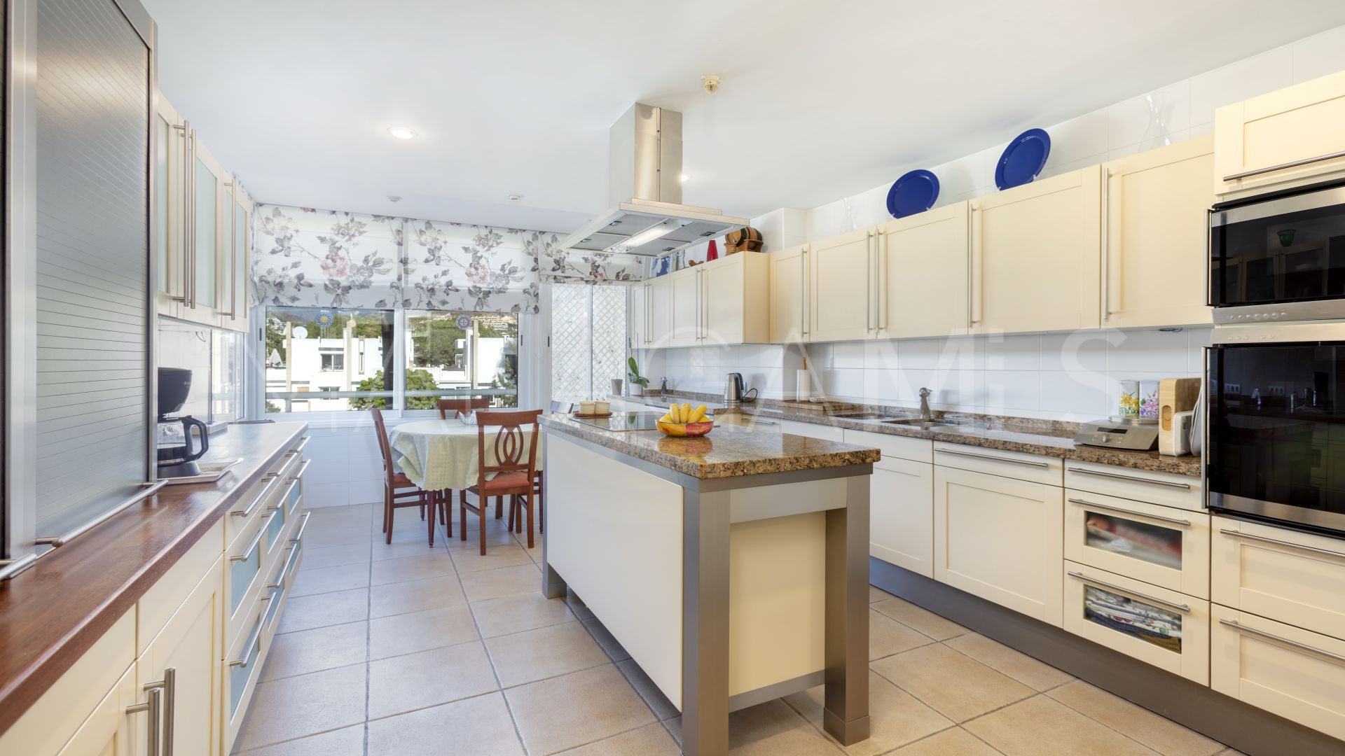 For sale duplex penthouse in Los Granados Golf