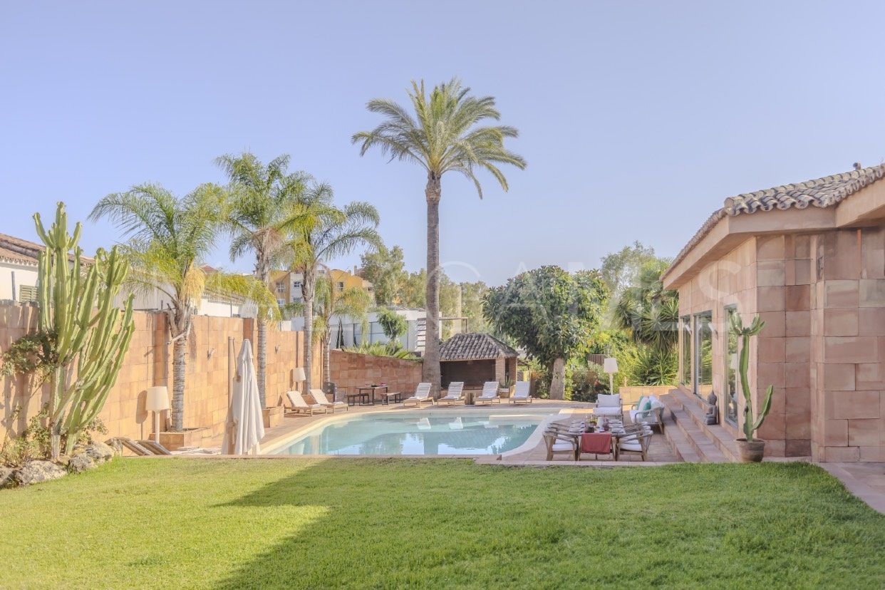 Villa a la venta in Atalaya