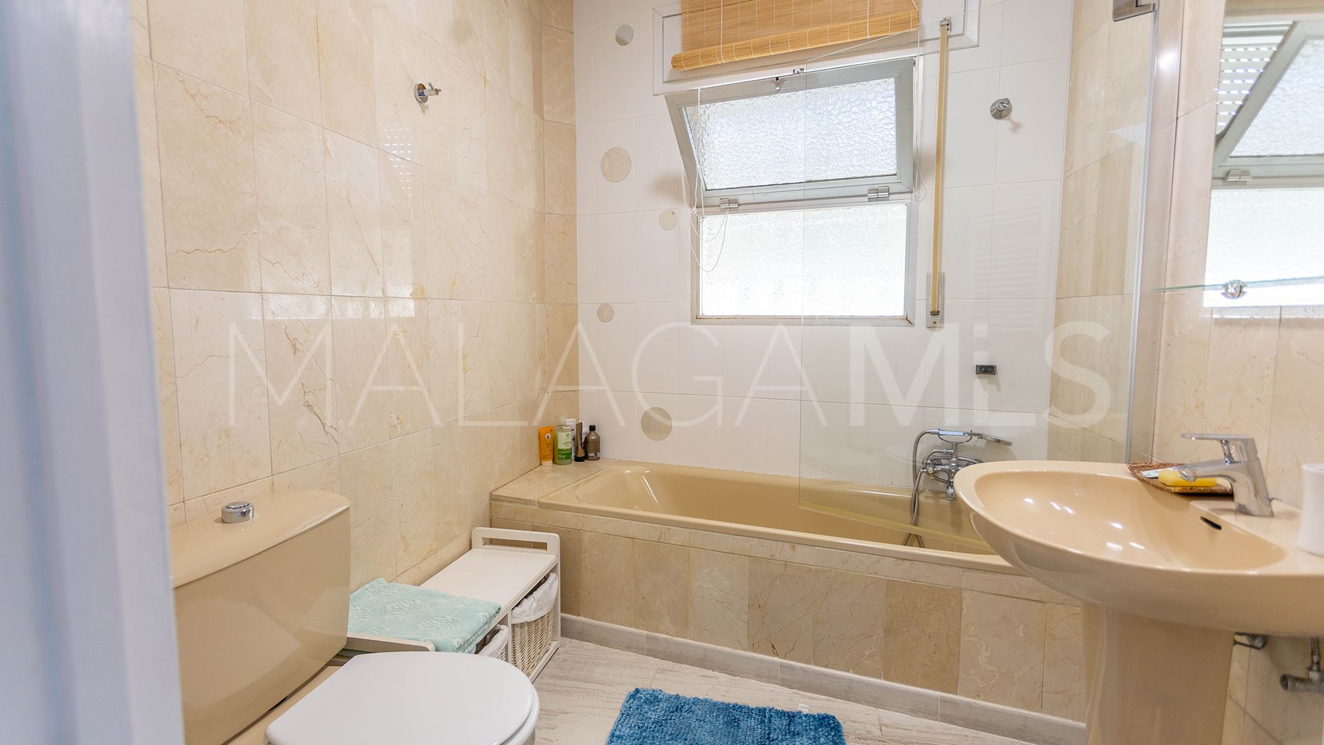Villa for sale in Guadalmina Alta