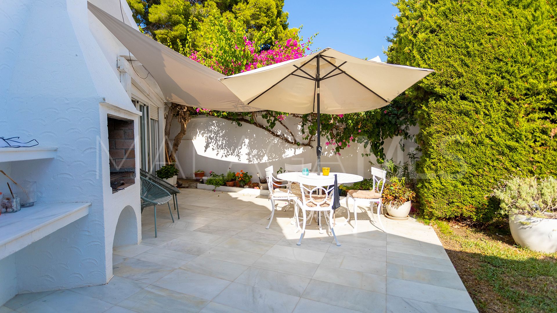 Villa for sale in Guadalmina Alta