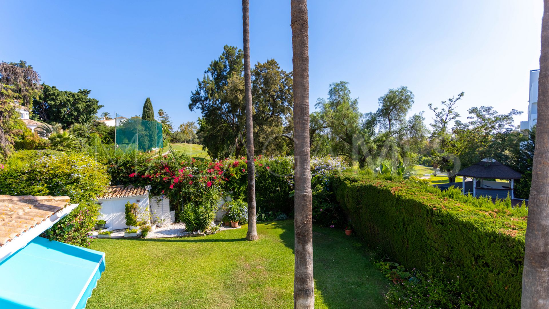 Villa for sale in Guadalmina Alta
