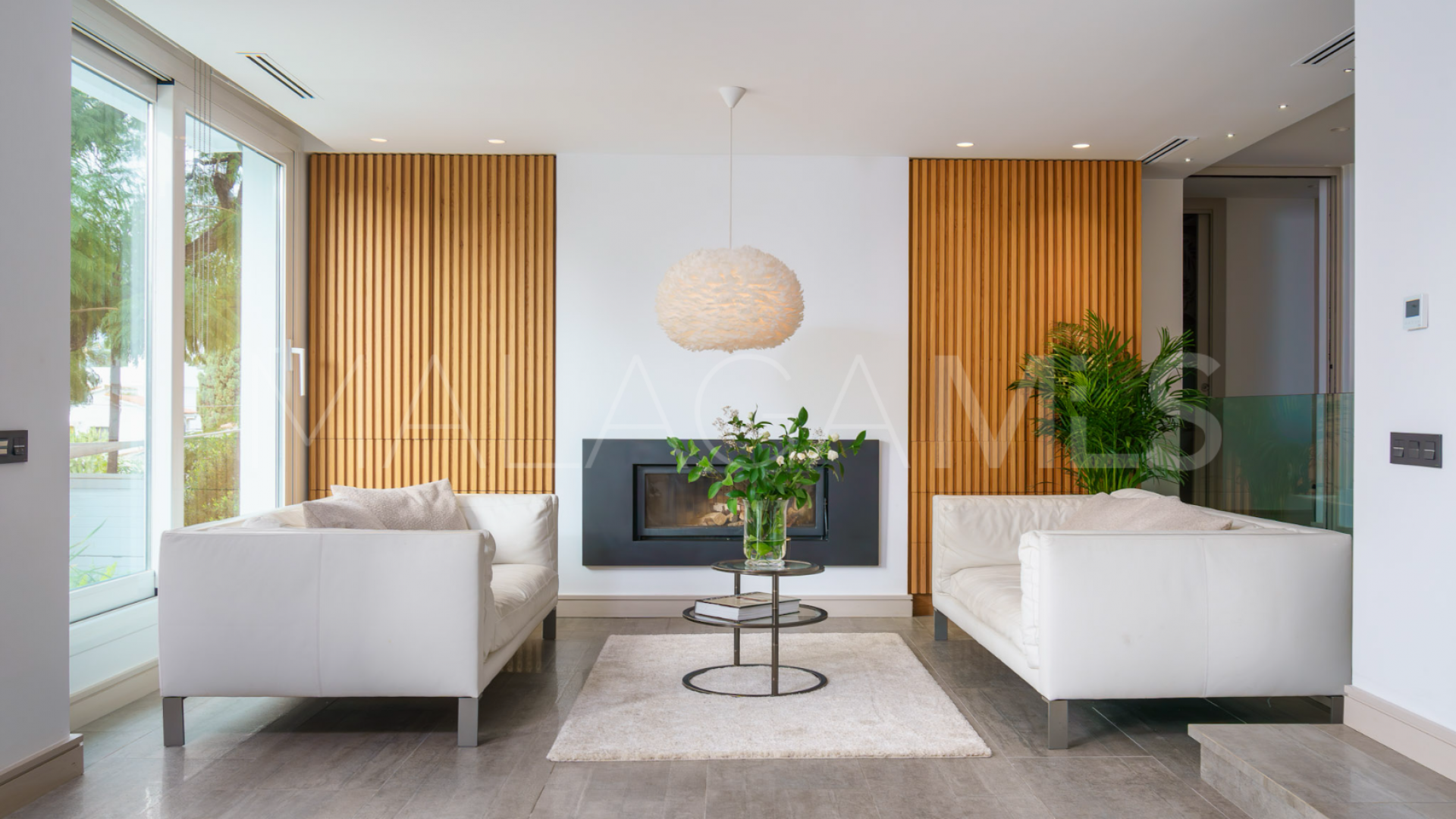 Villa for sale in Nueva Andalucia