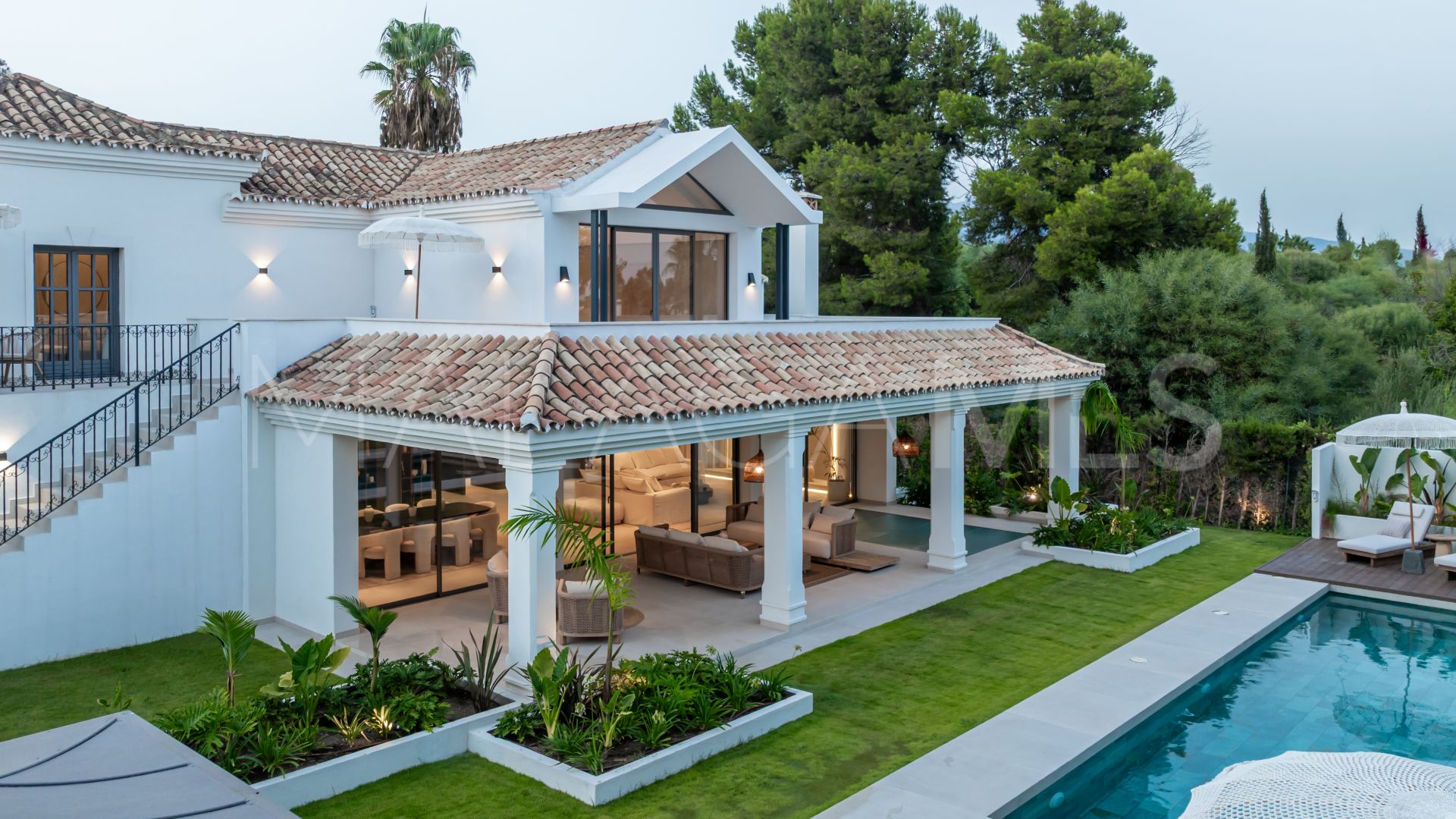 Villa de 5 bedrooms a la venta in Atalaya Golf