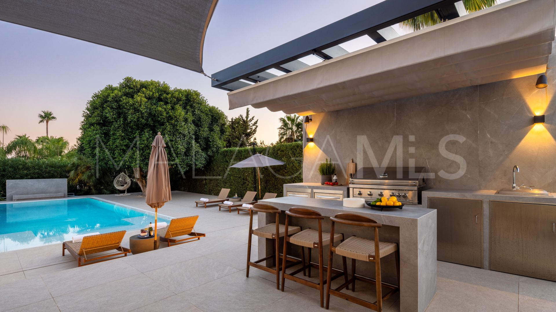 Buy Nueva Andalucia villa