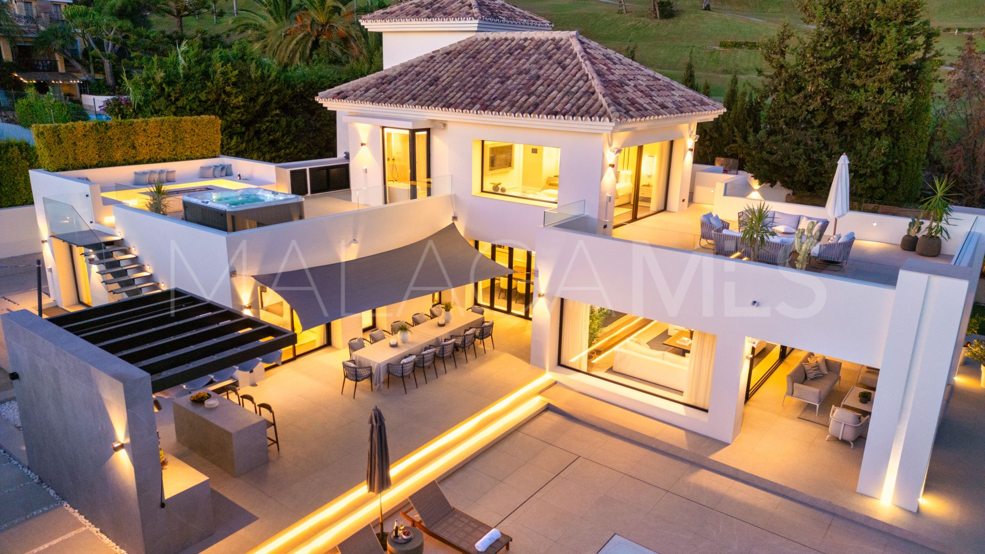 Buy Nueva Andalucia villa