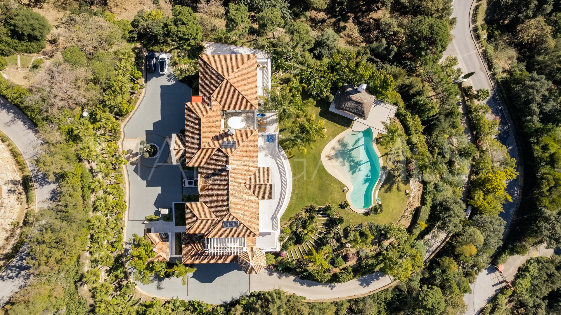 Villa for sale in La Zagaleta