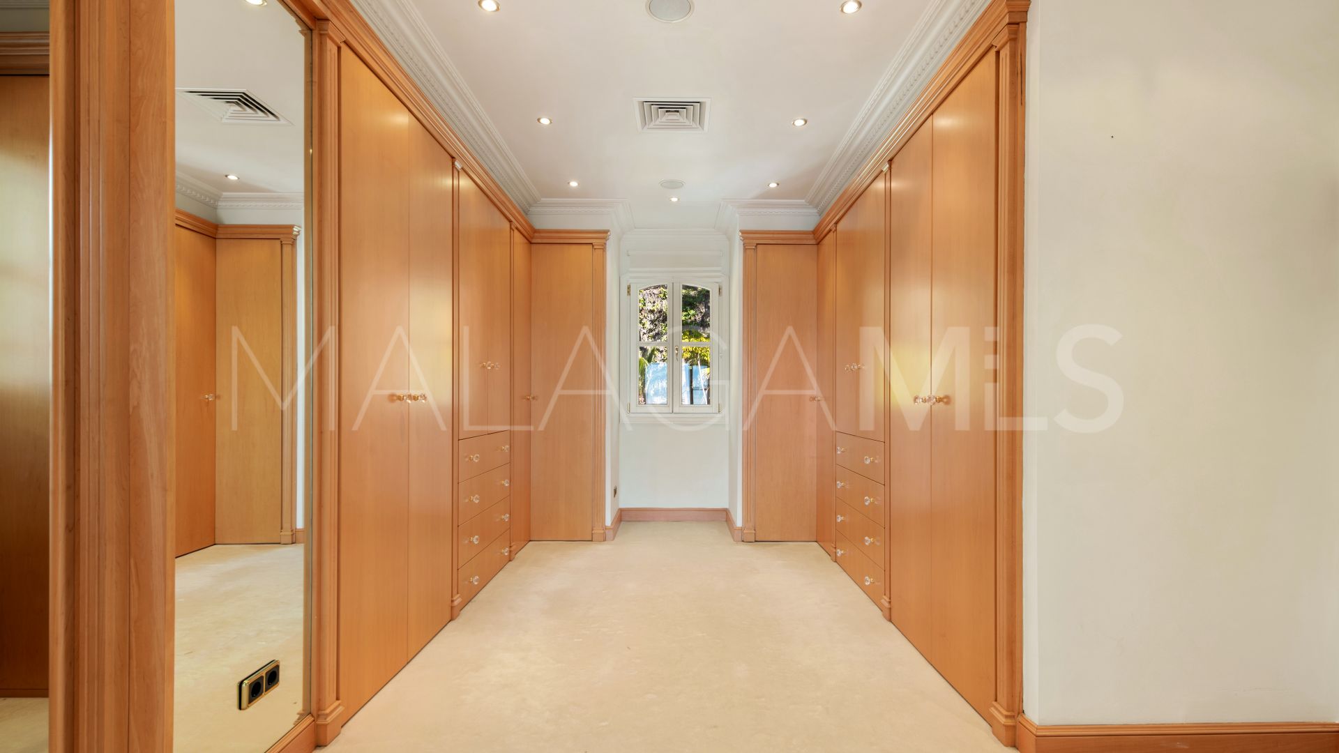 Villa for sale in La Zagaleta