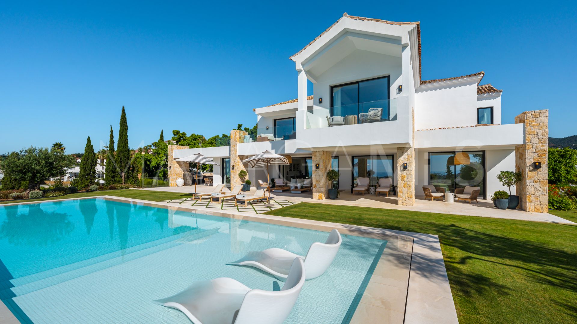 Villa for sale in El Herrojo