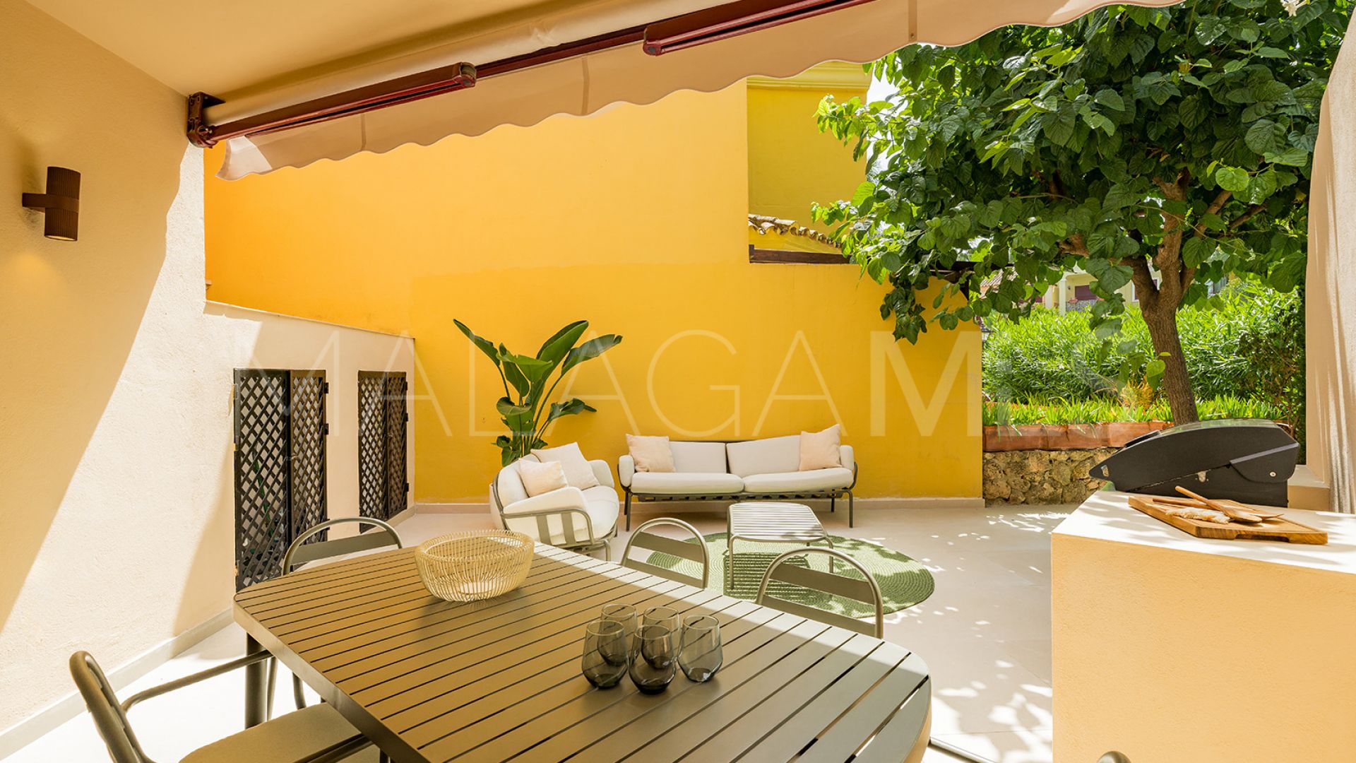 Radhus for sale in Jardines de las Lomas