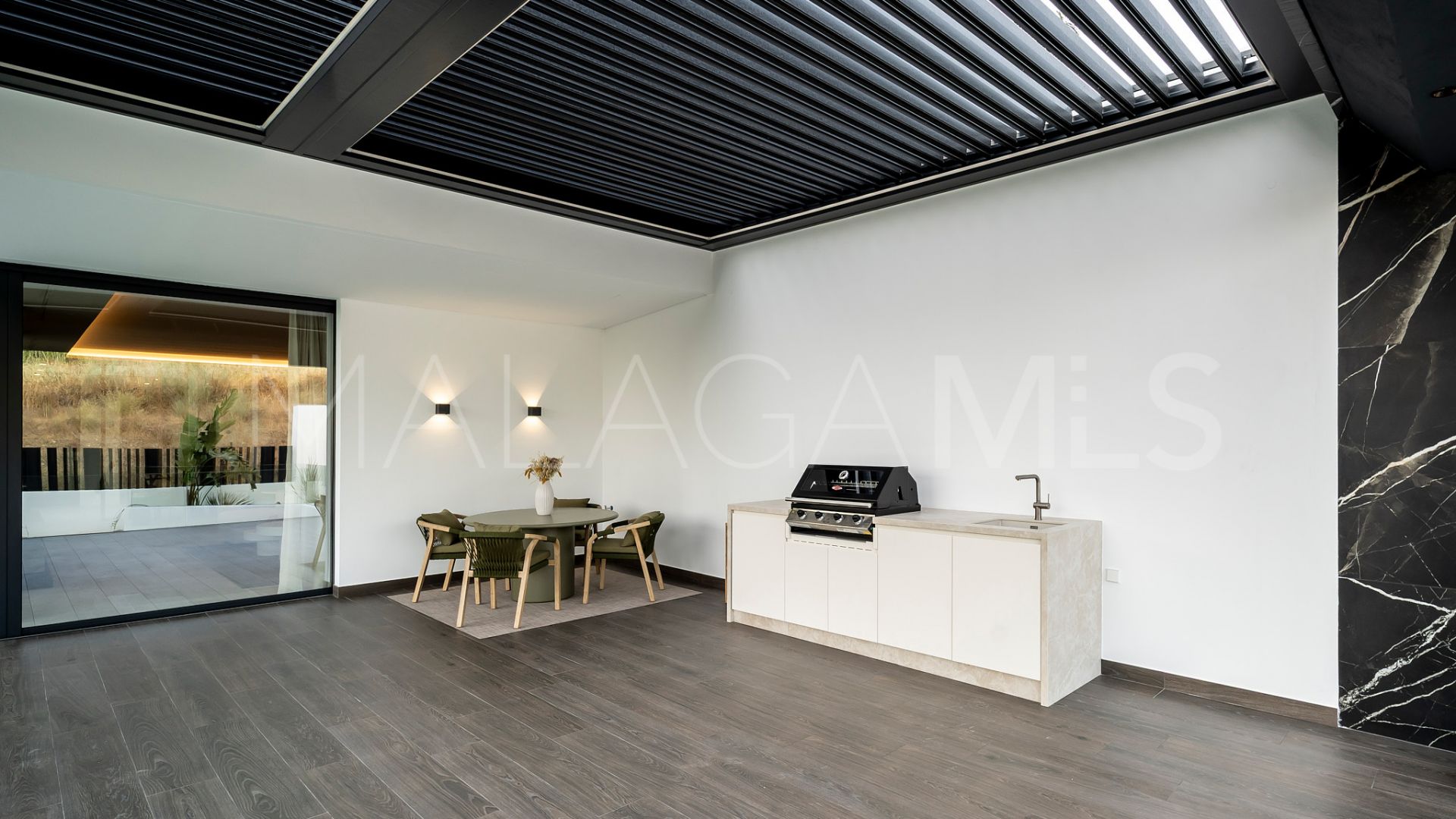 Villa for sale in Paraiso Alto