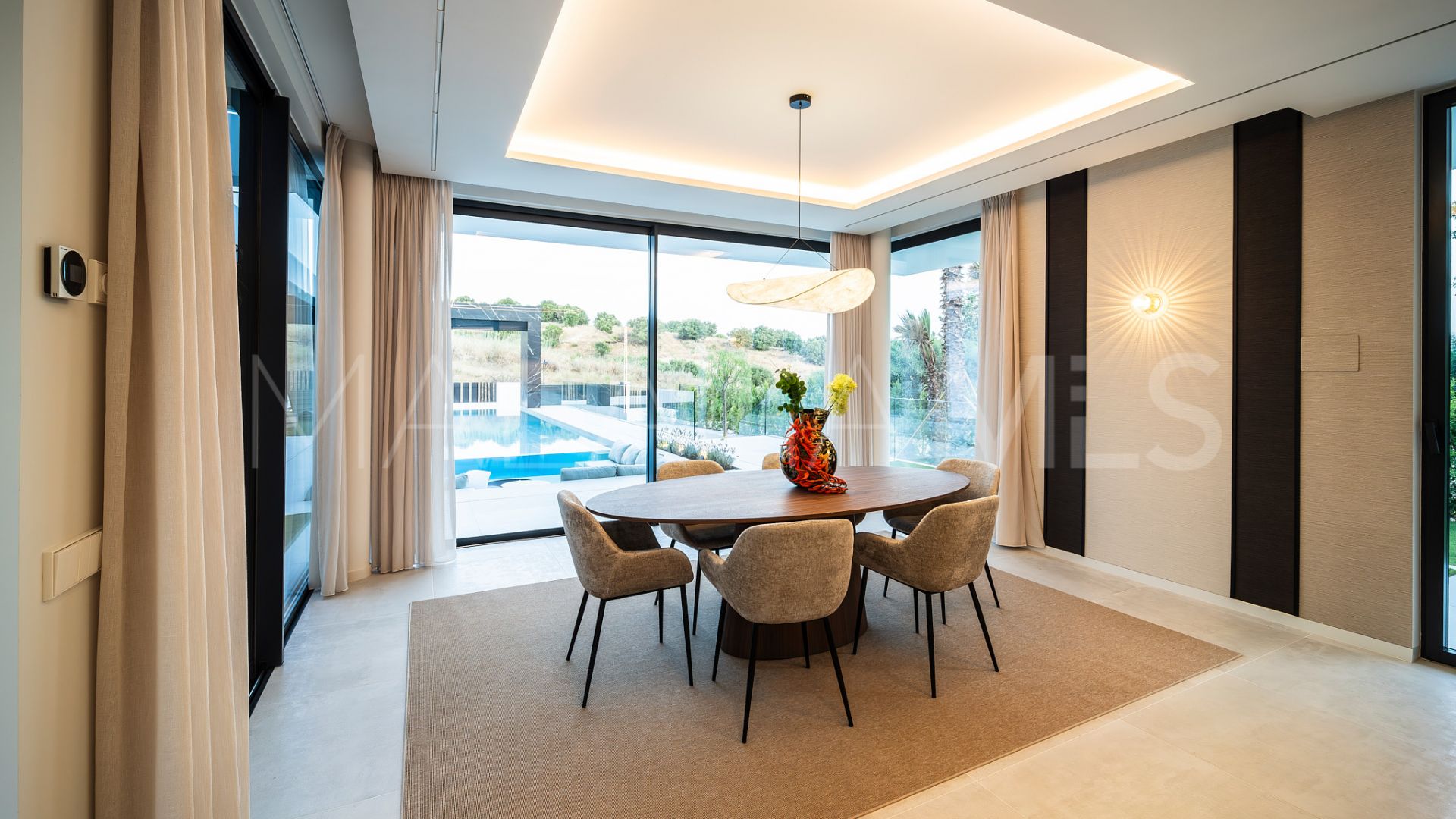 Villa for sale in Paraiso Alto