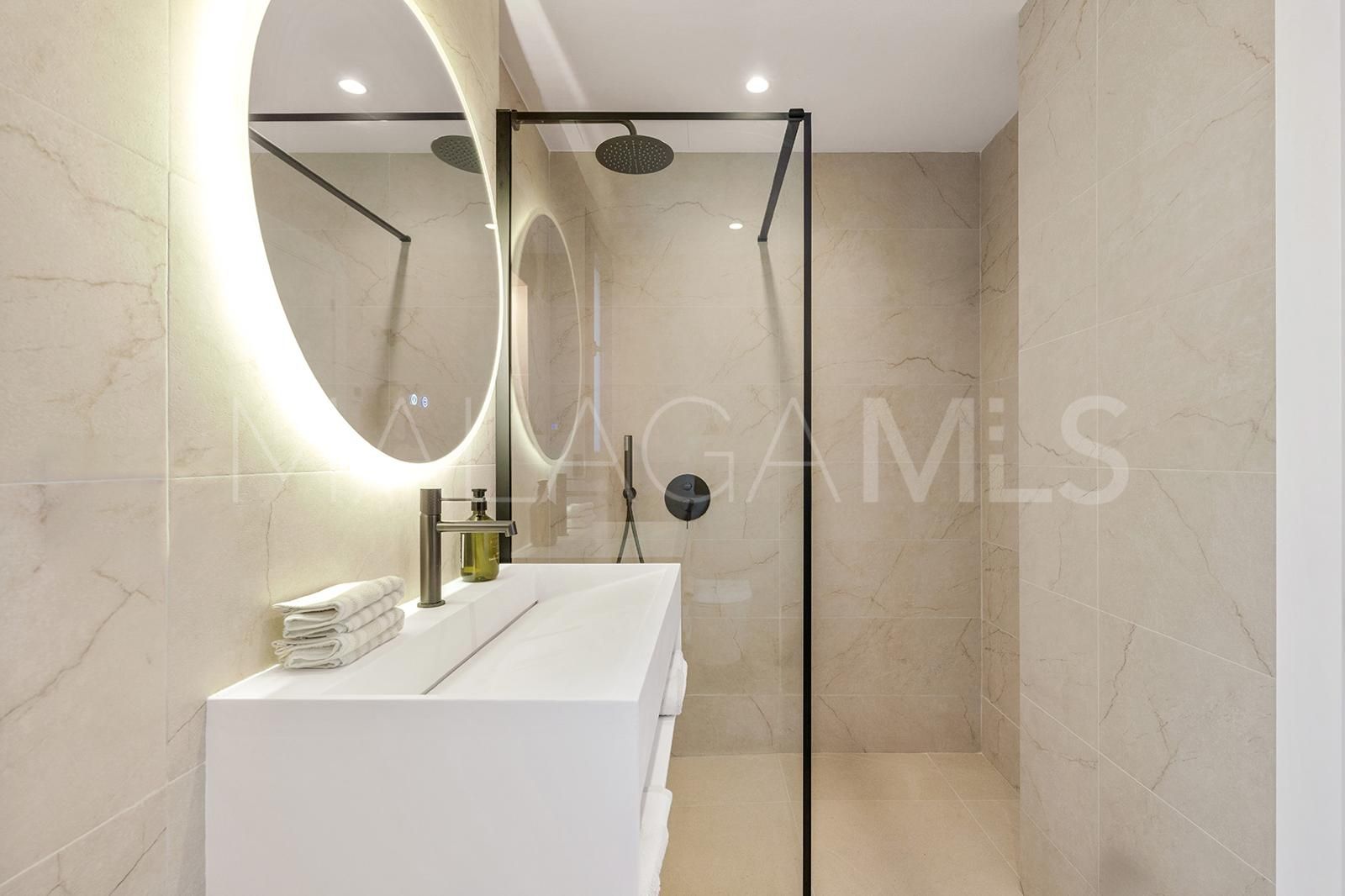 Maison de ville for sale in Jardines de las Lomas