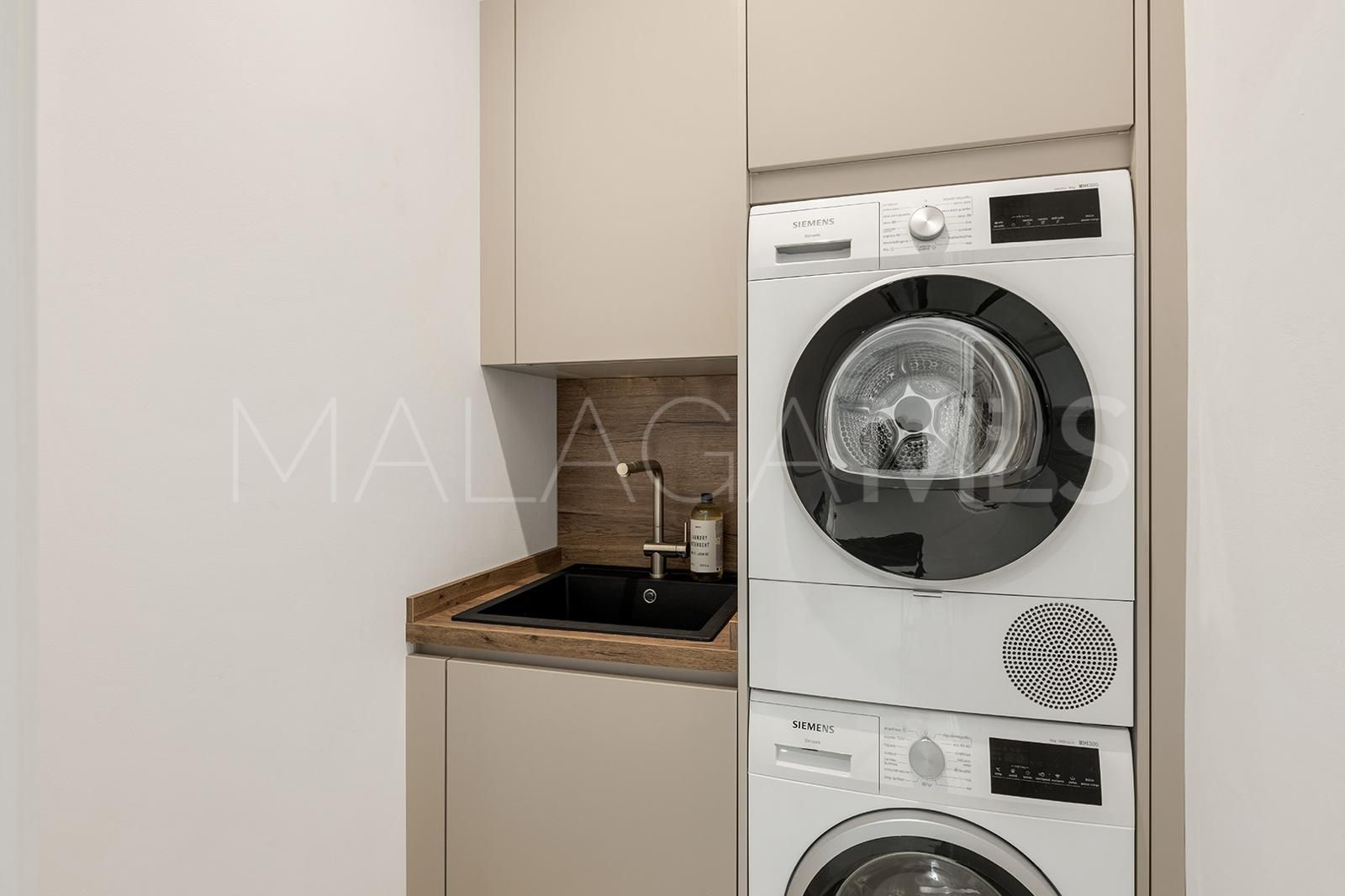 Maison de ville for sale in Jardines de las Lomas