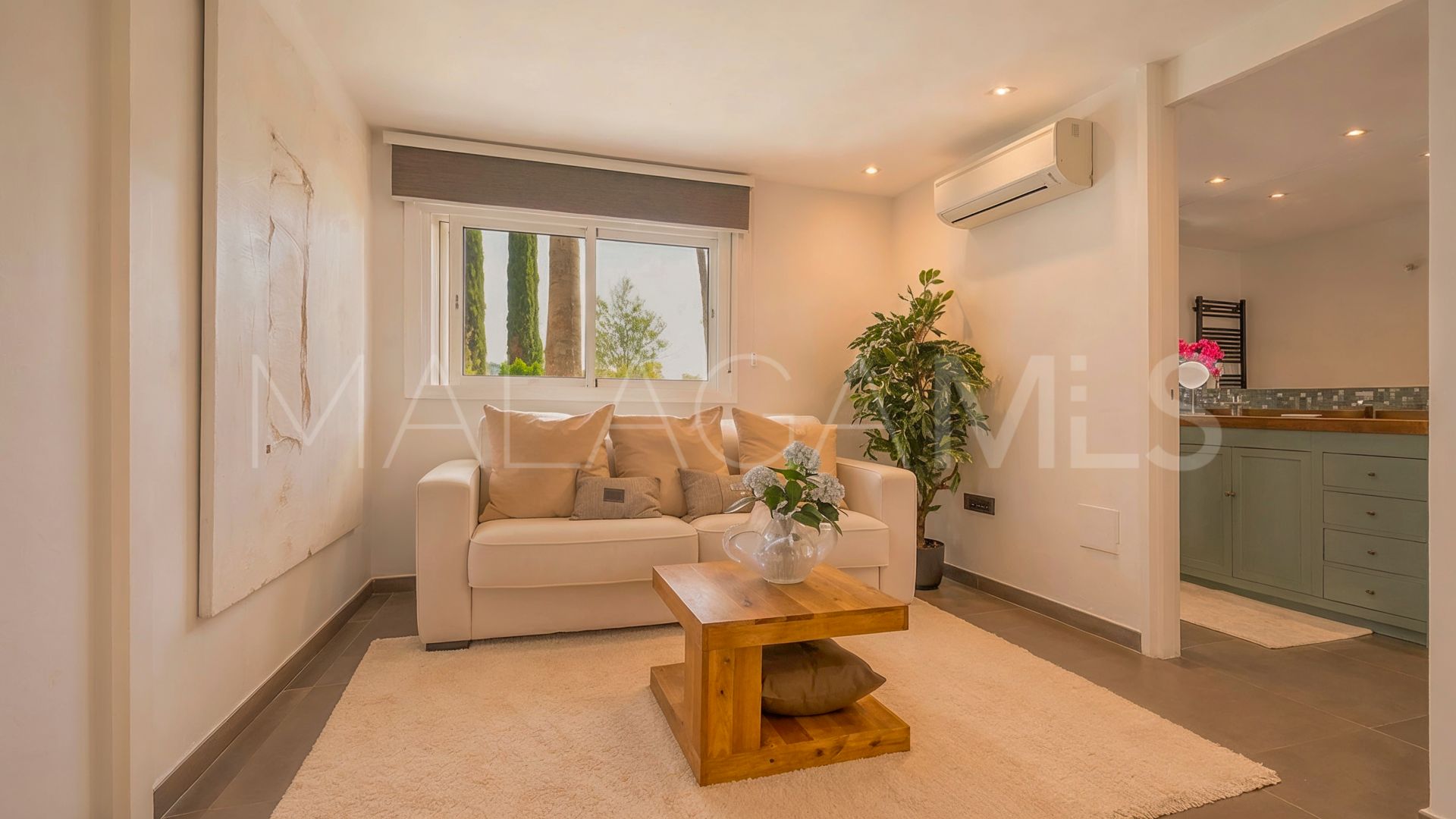 Villa a la venta in Puerto del Almendro de 5 bedrooms