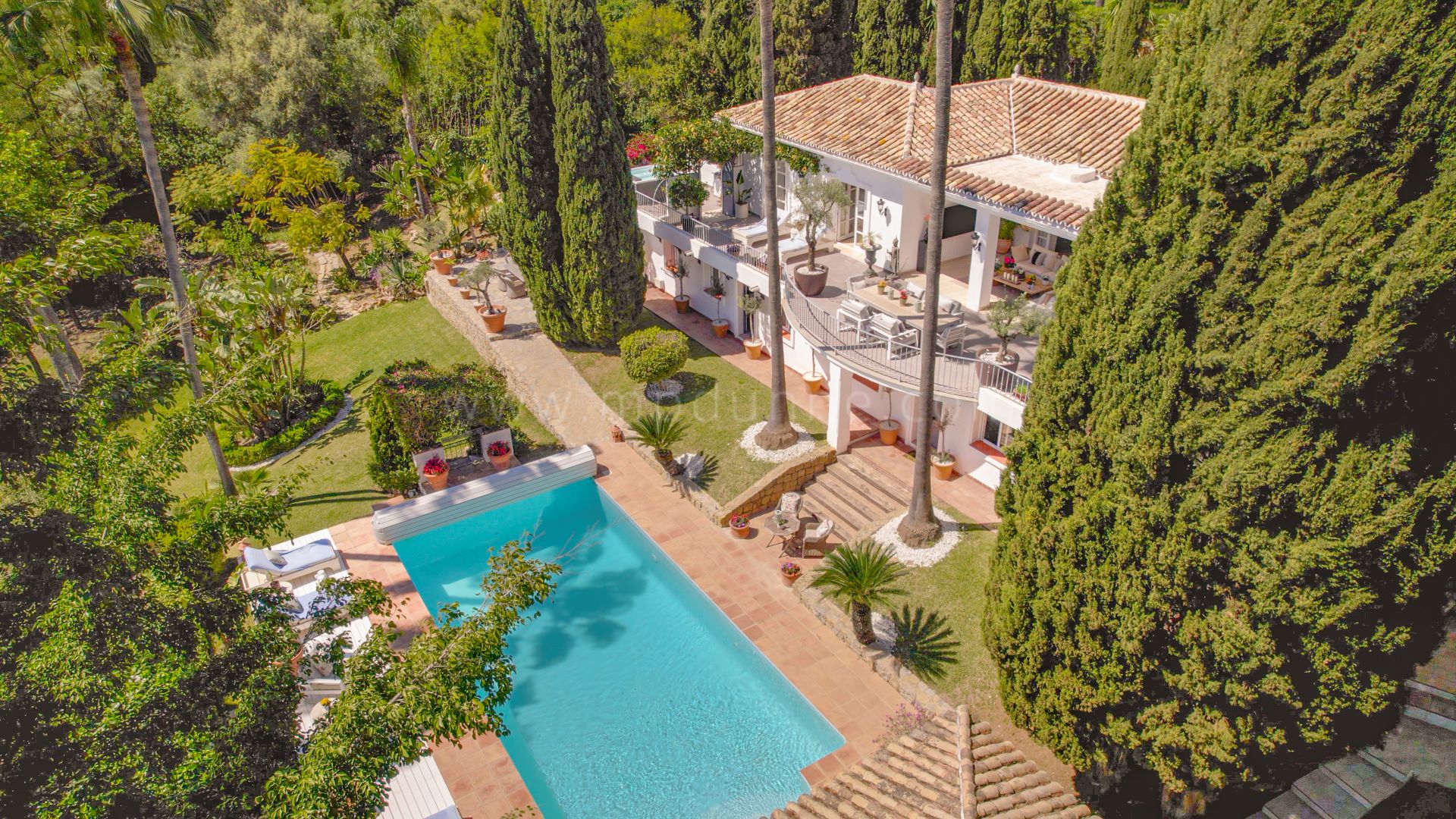 Andalusian Villa, Puerto del Almendro, Benahavís | MPDunne