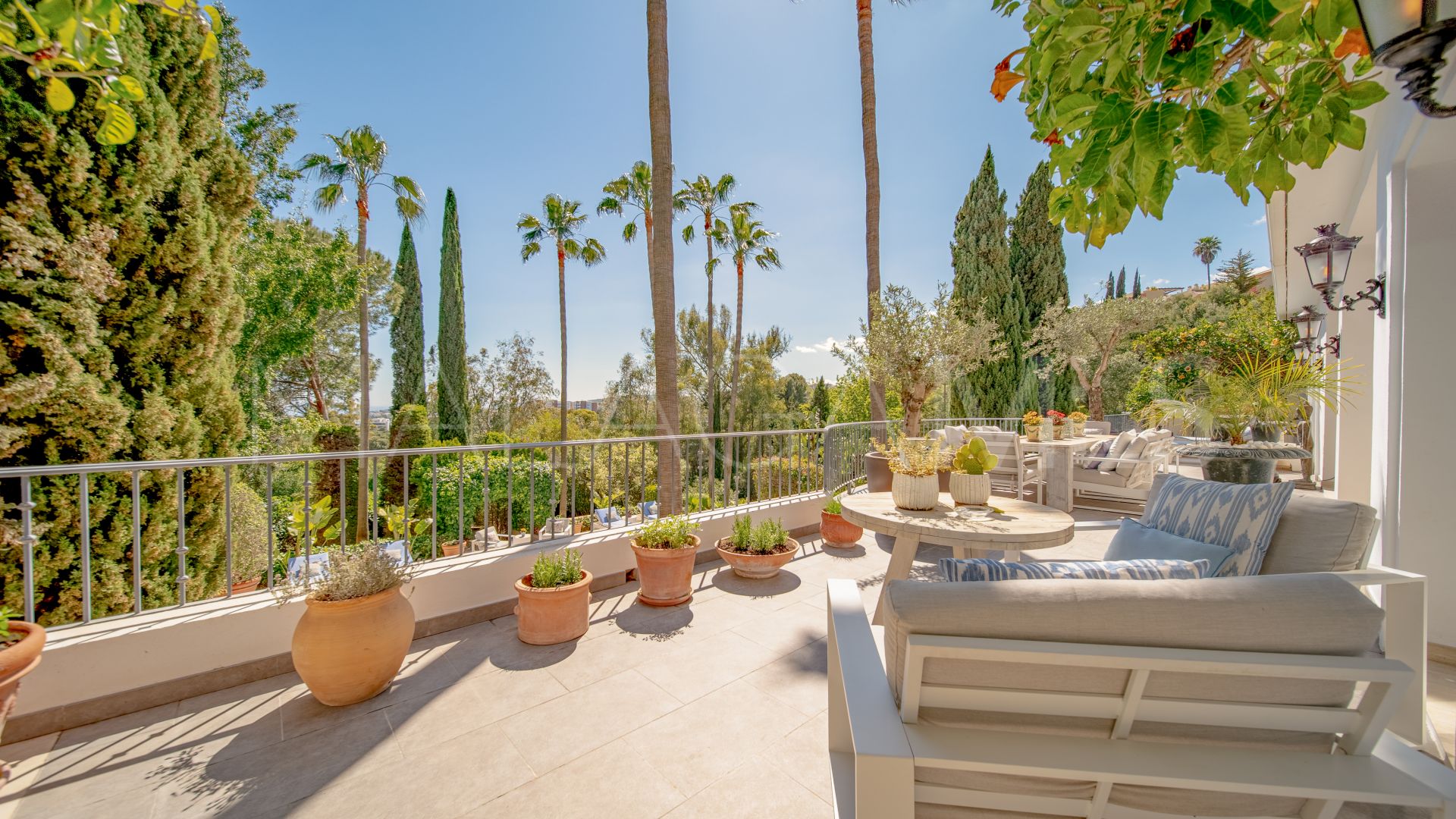 Villa a la venta in Puerto del Almendro de 5 bedrooms