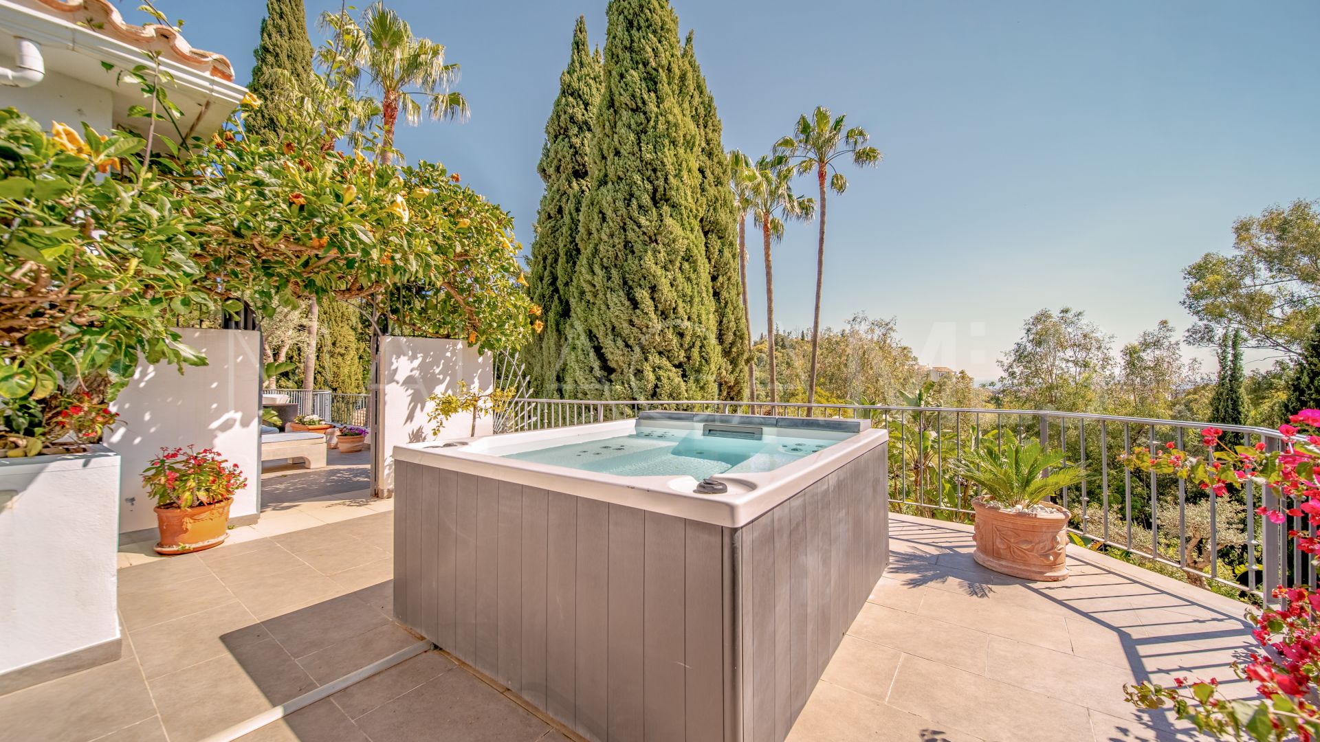 Villa a la venta in Puerto del Almendro de 5 bedrooms