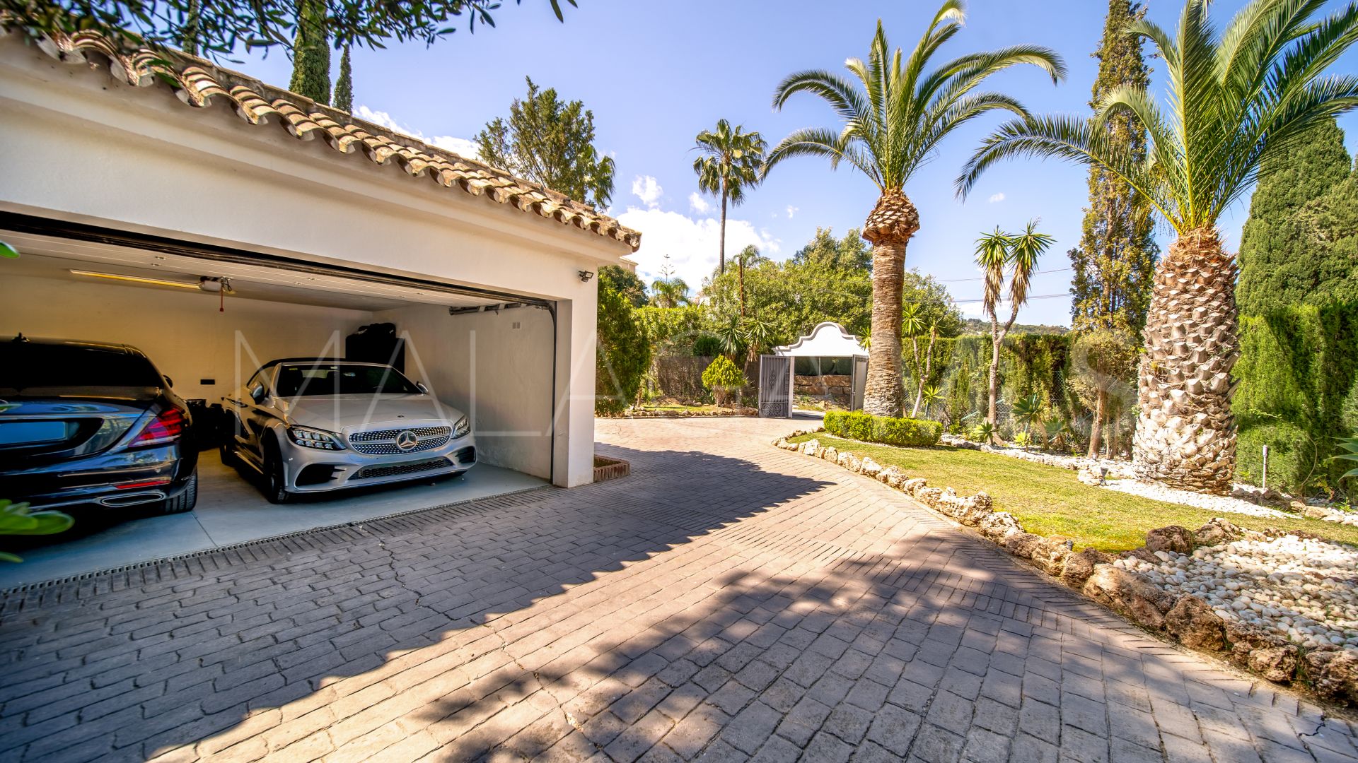 Puerto del Almendro 5 bedrooms villa for sale