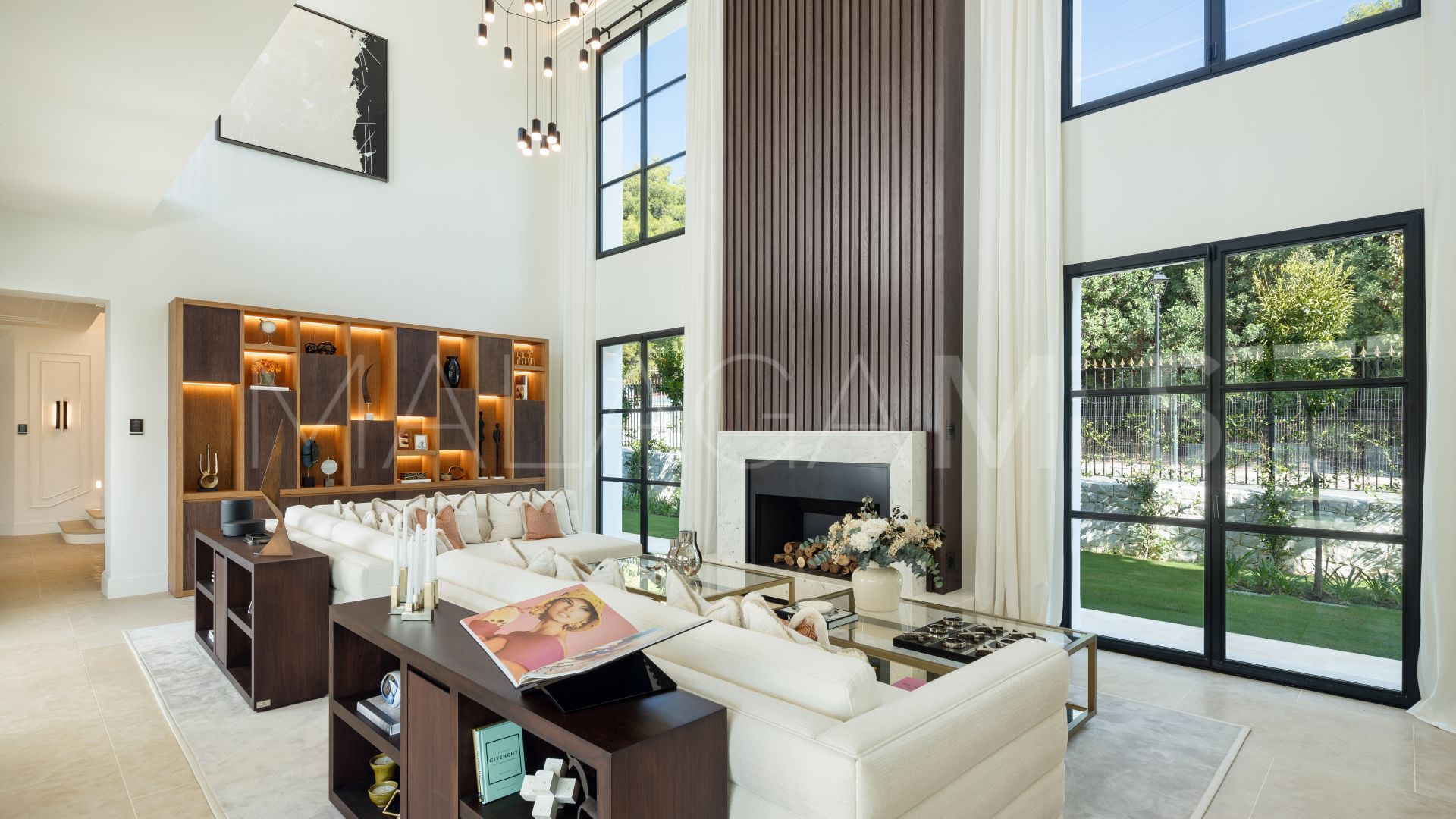 Villa with 6 bedrooms for sale in Cascada de Camojan