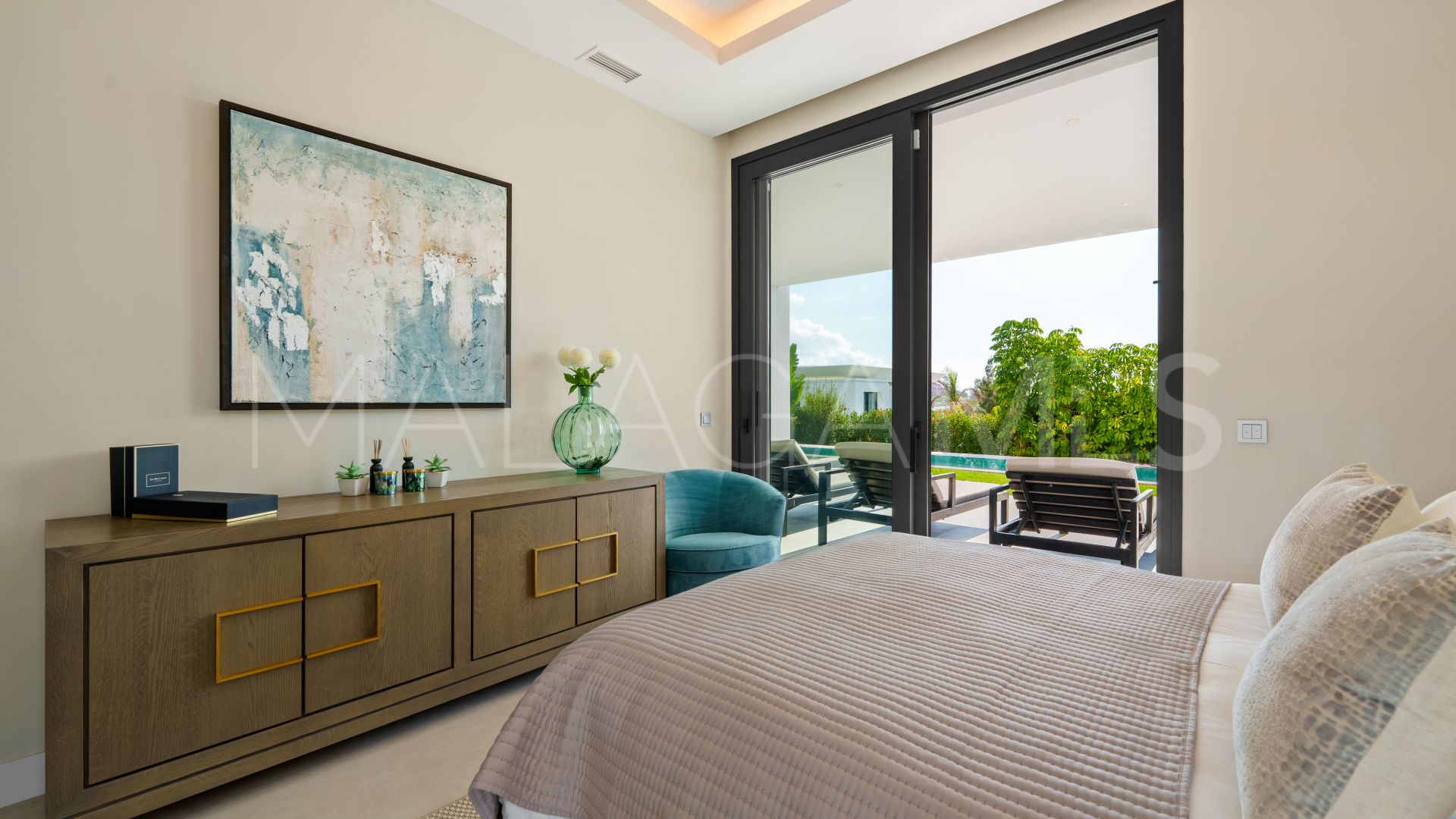 Villa for sale in La Quinta with 6 bedrooms