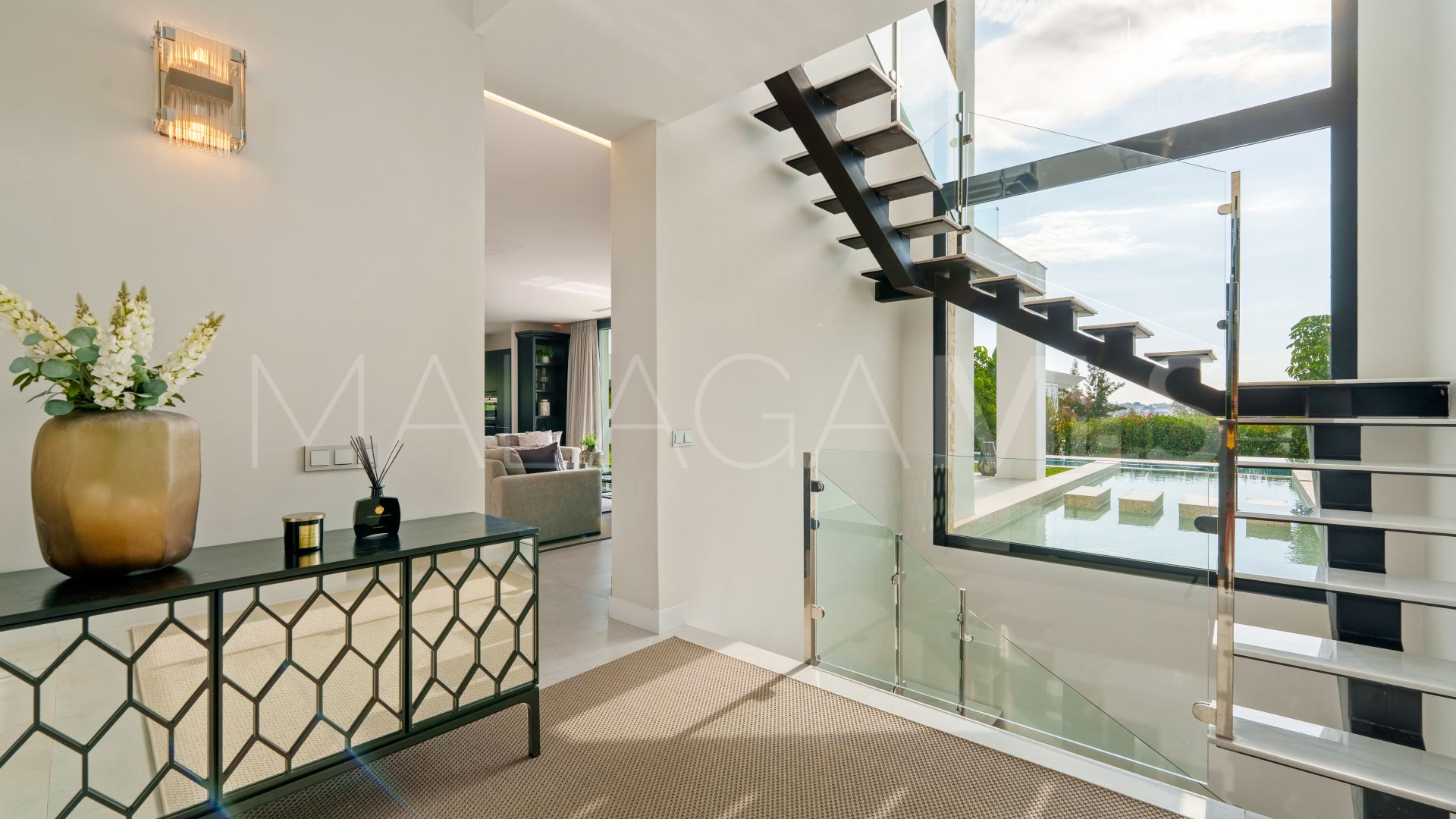 Villa for sale in La Quinta with 6 bedrooms