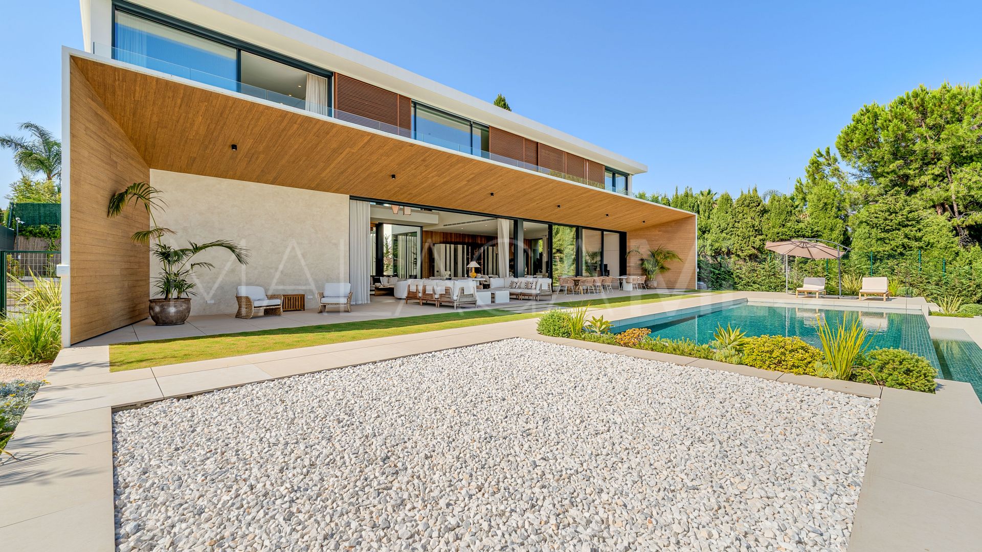 Villa for sale in Guadalmina Alta