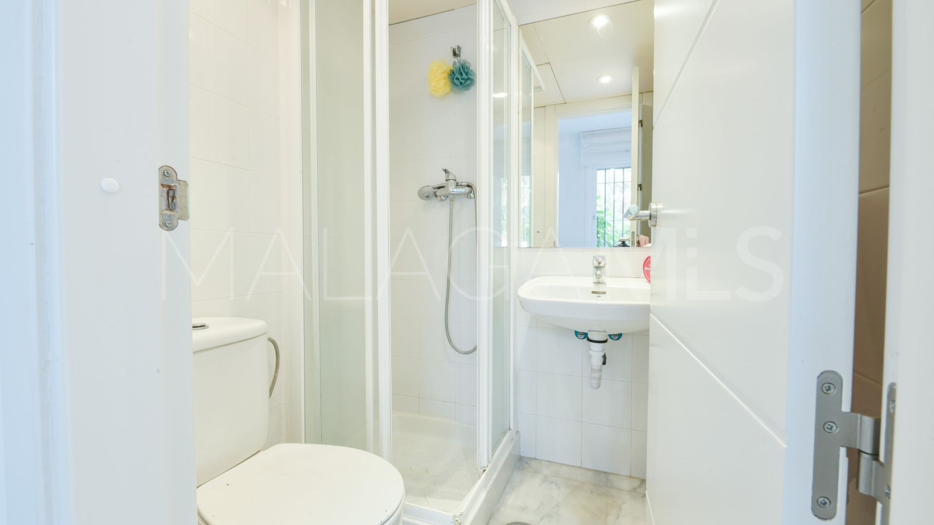 House for sale in Marbellamar
