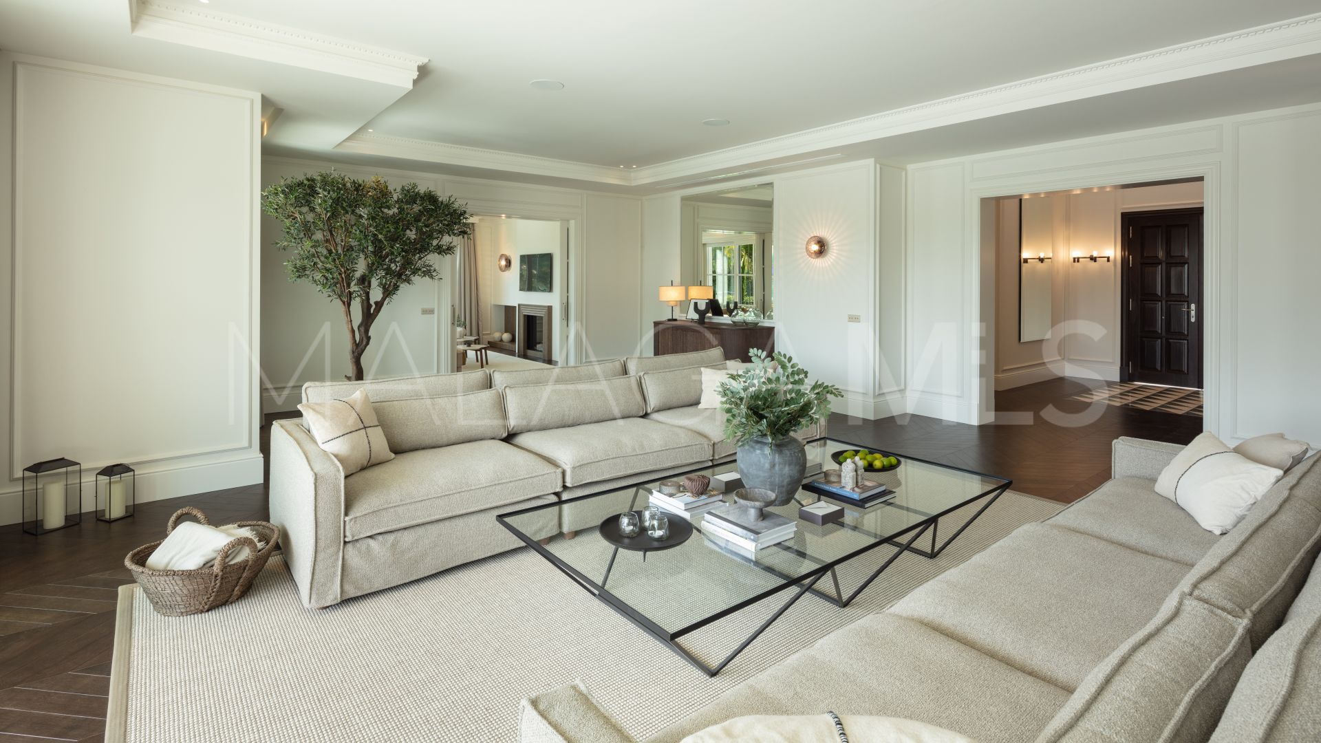 Villa for sale in Sierra Blanca