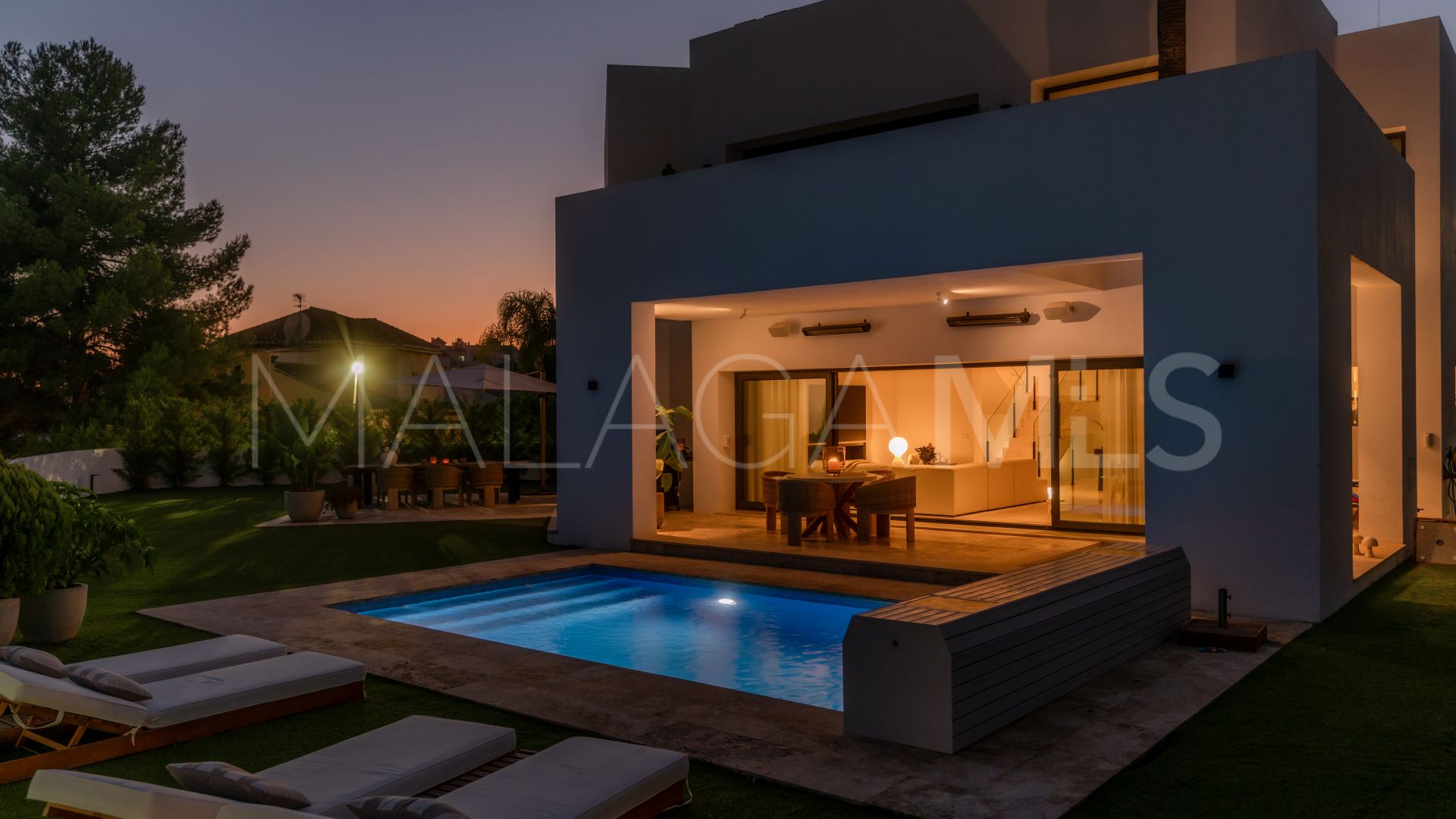 Villa for sale in Nueva Atalaya
