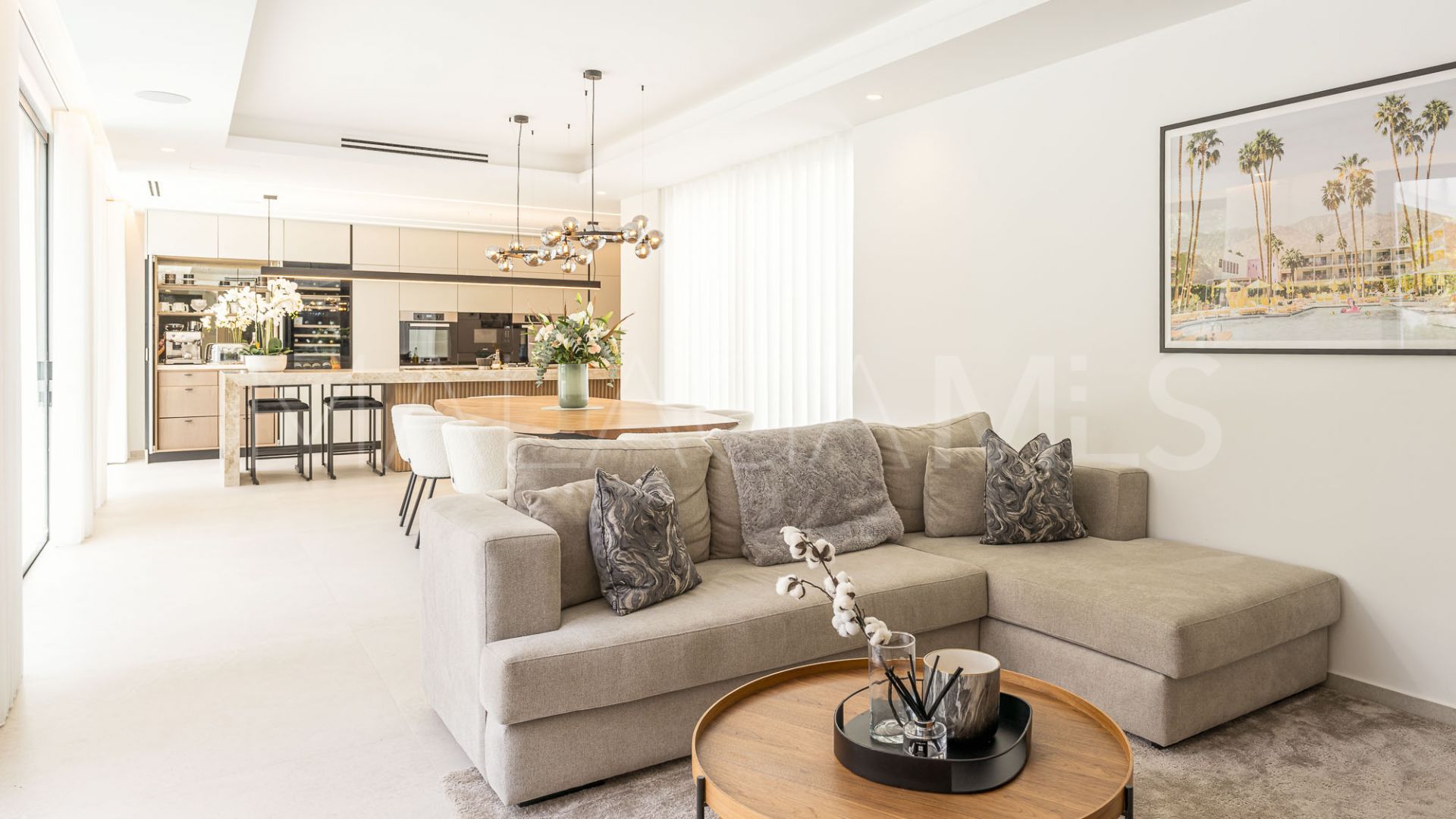 4 bedrooms Nueva Andalucia villa for sale