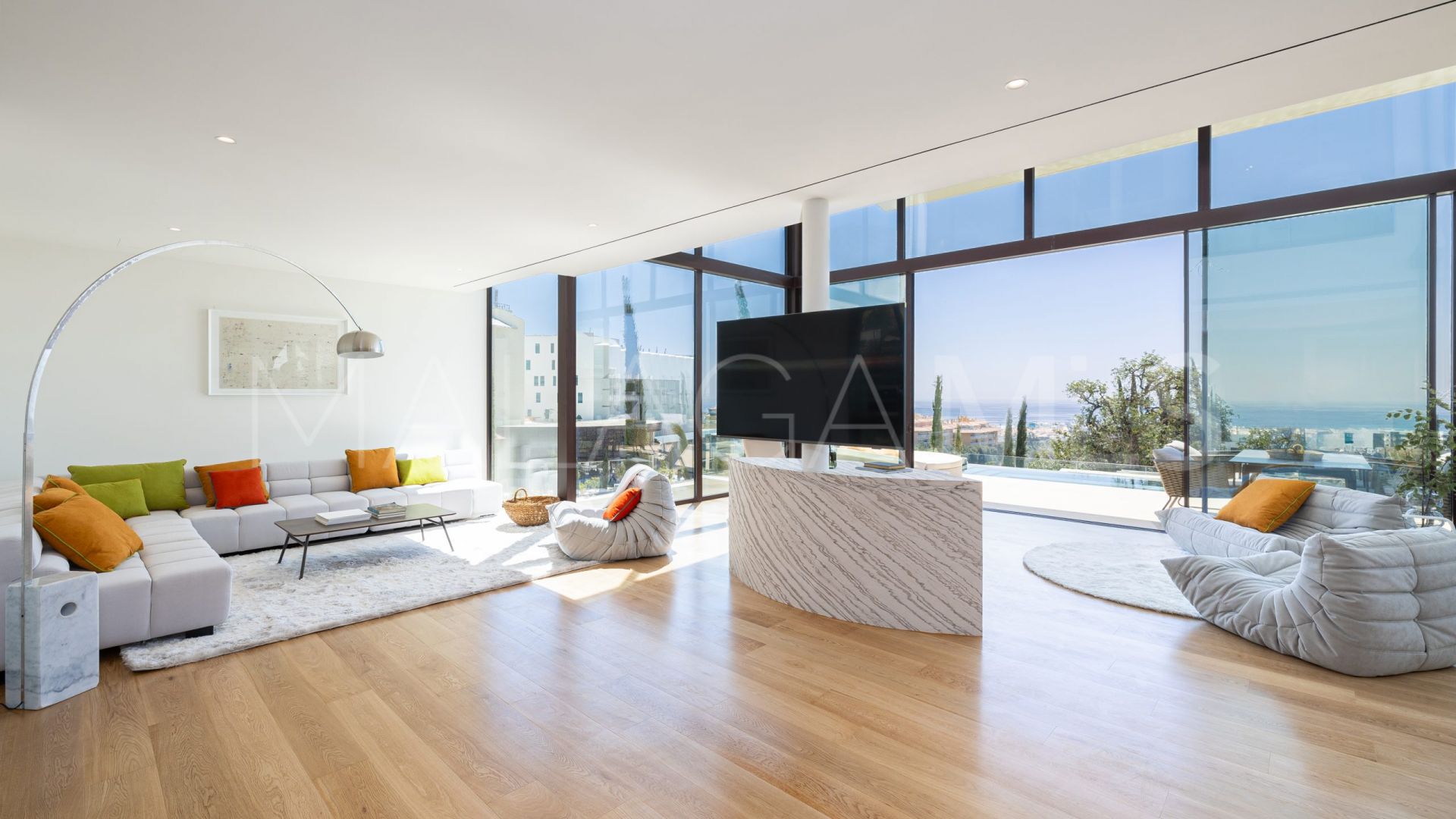 For sale Reserva del Higuerón villa with 4 bedrooms
