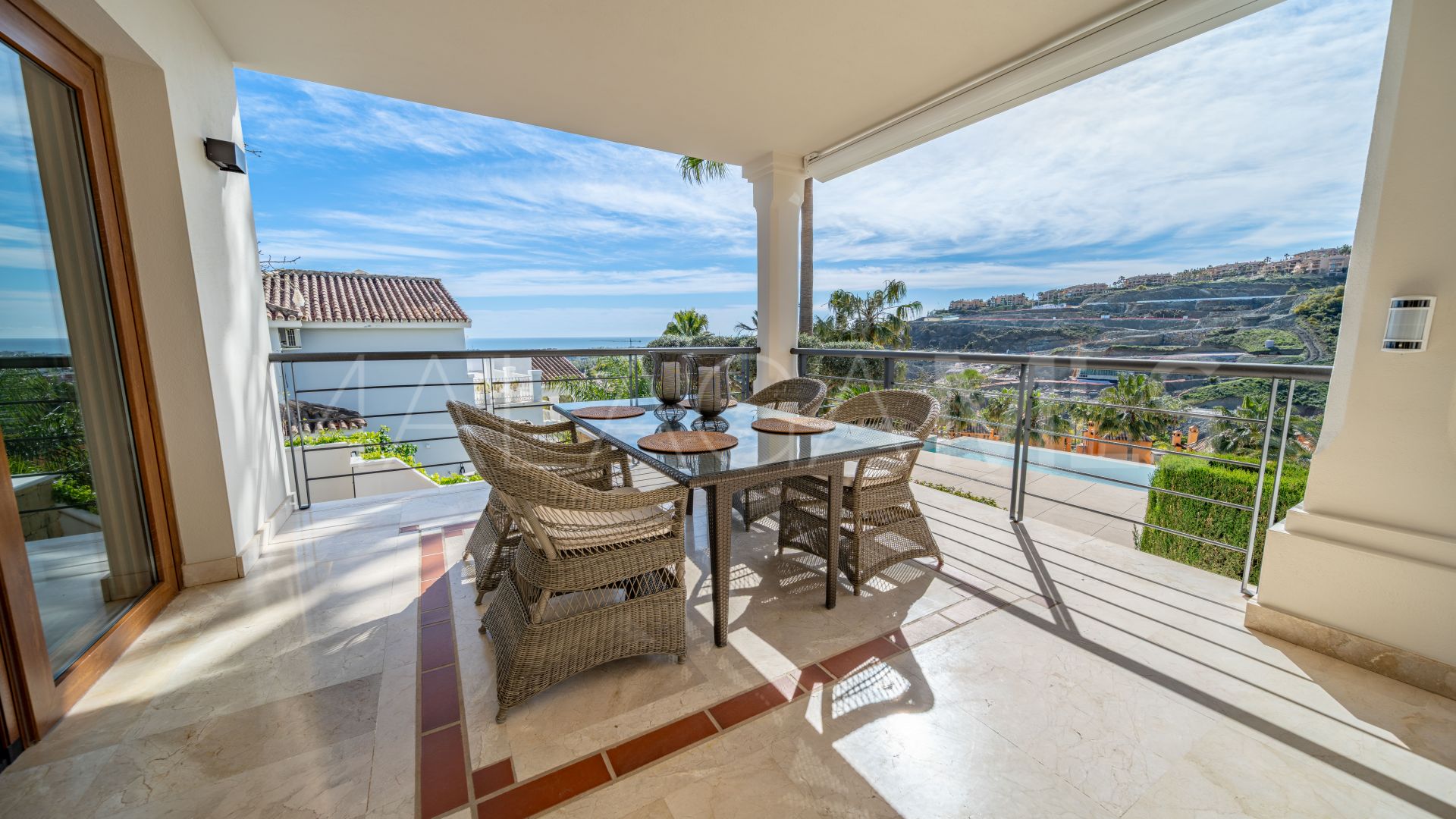 La Alqueria, villa a la venta with 5 bedrooms