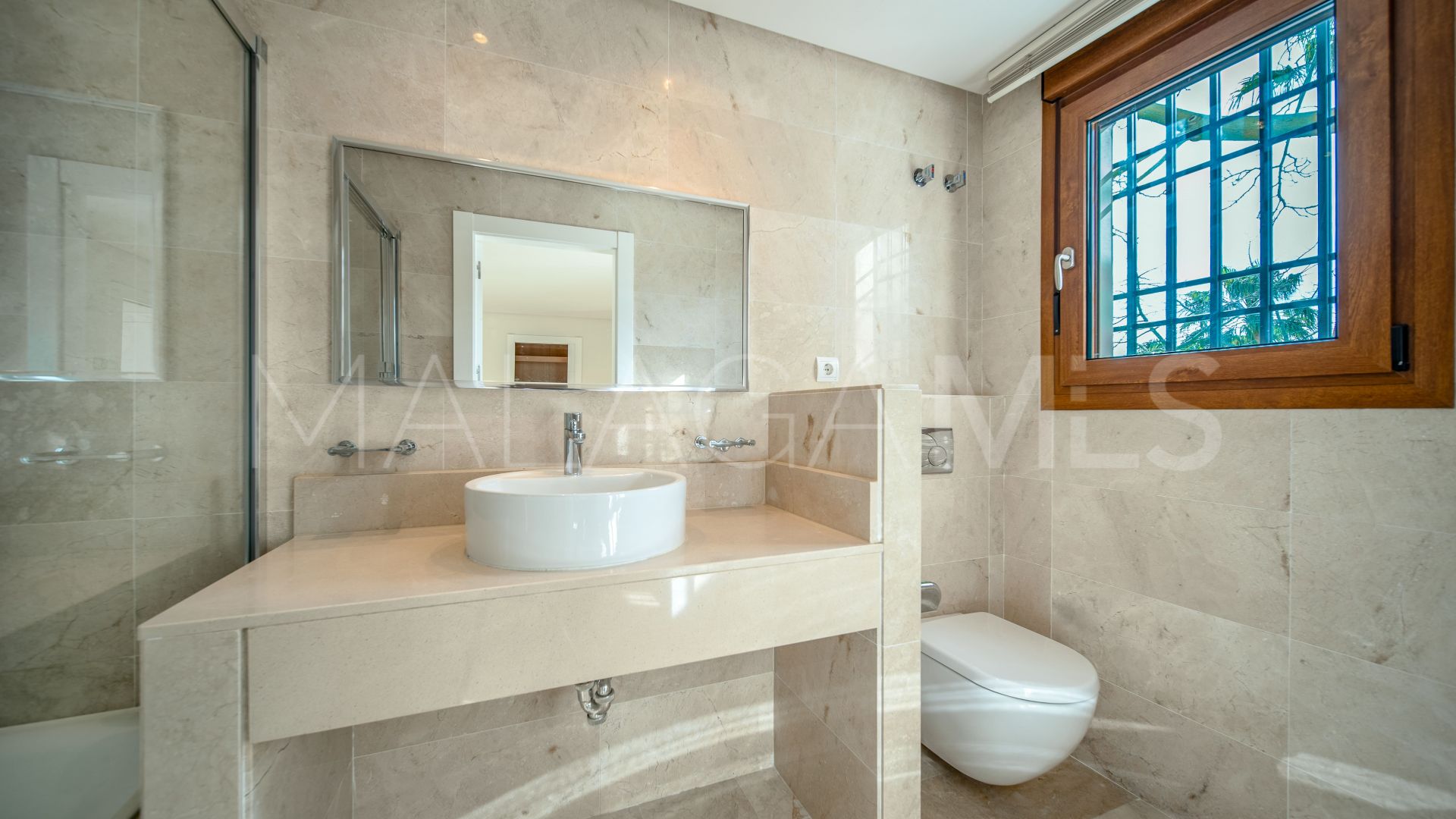 La Alqueria, villa a la venta with 5 bedrooms