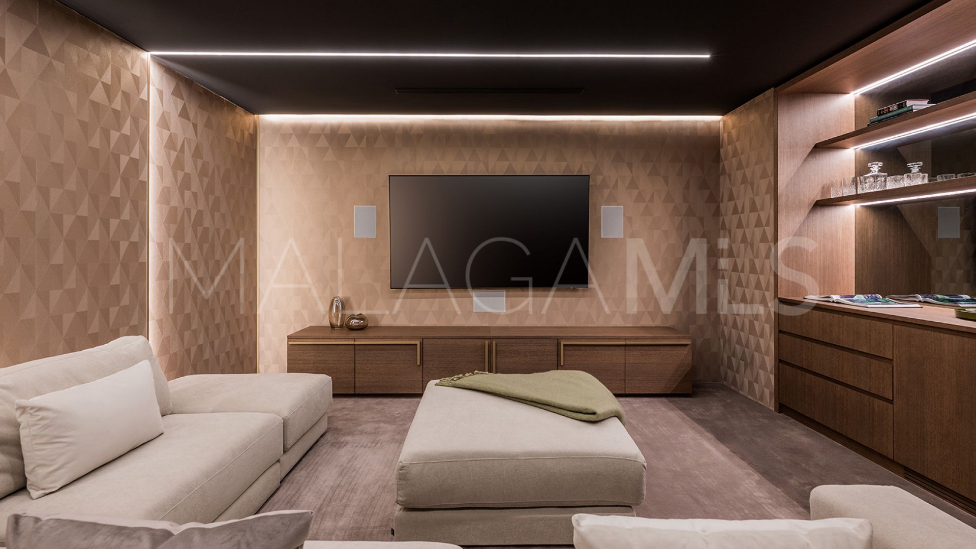 Sierra Blanca villa for sale