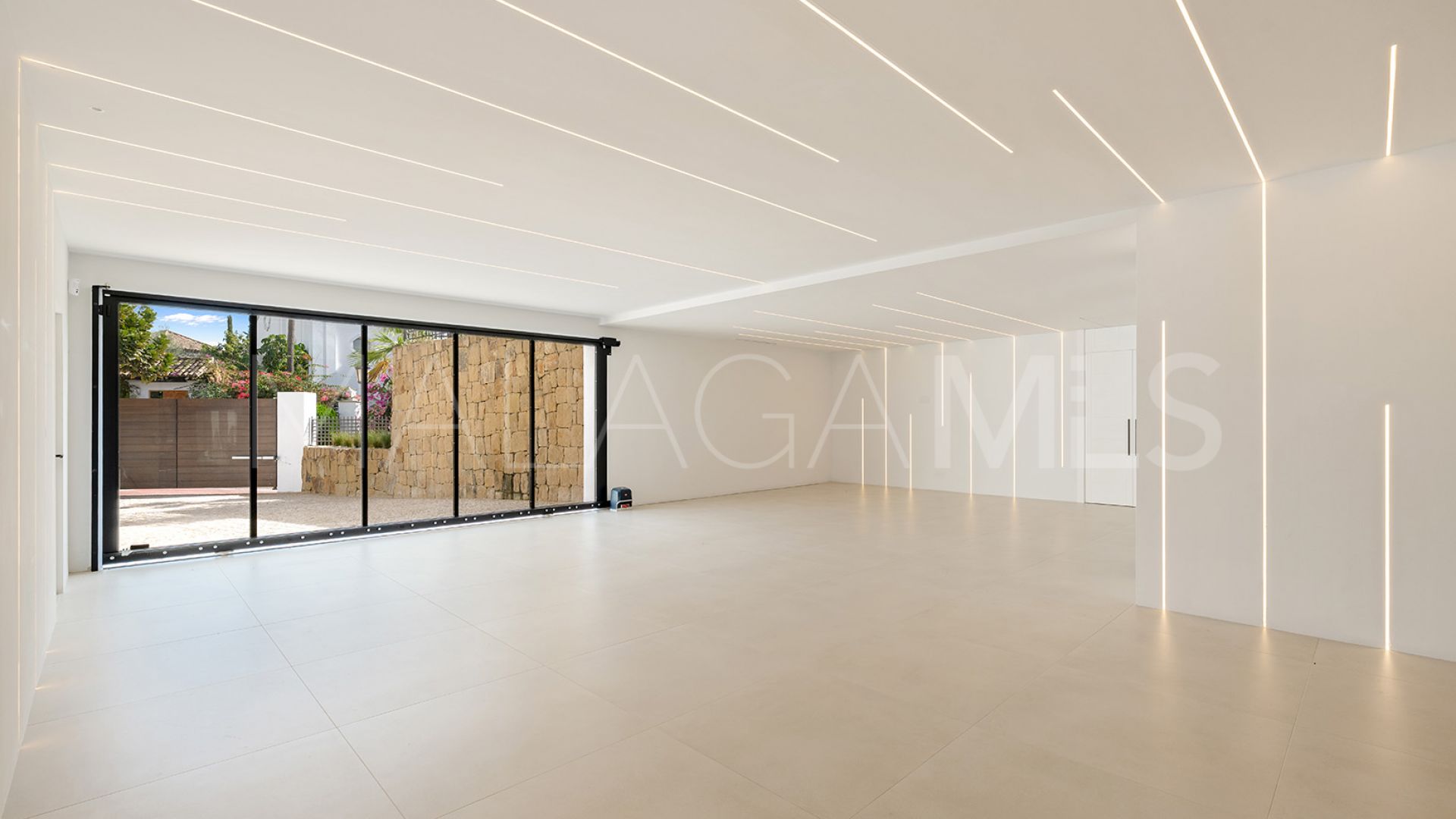 Sierra Blanca villa for sale