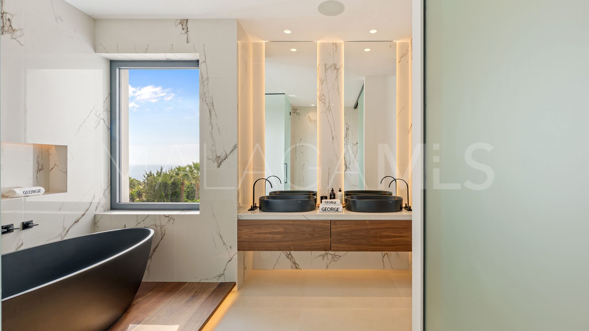 Sierra Blanca villa for sale