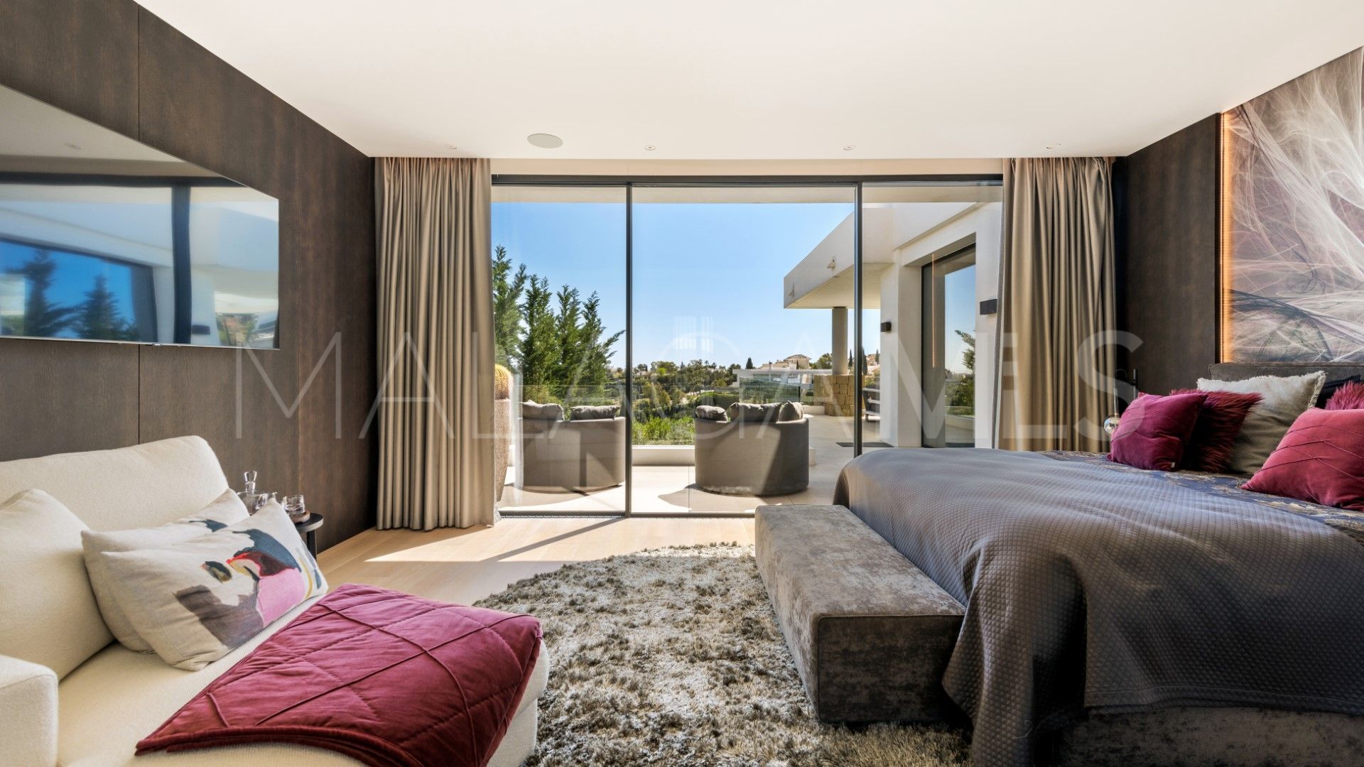 Villa for sale in Los Flamingos with 5 bedrooms