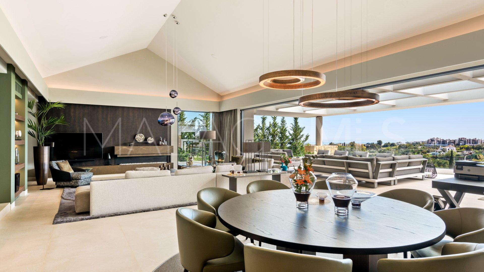 Villa for sale in Los Flamingos with 5 bedrooms