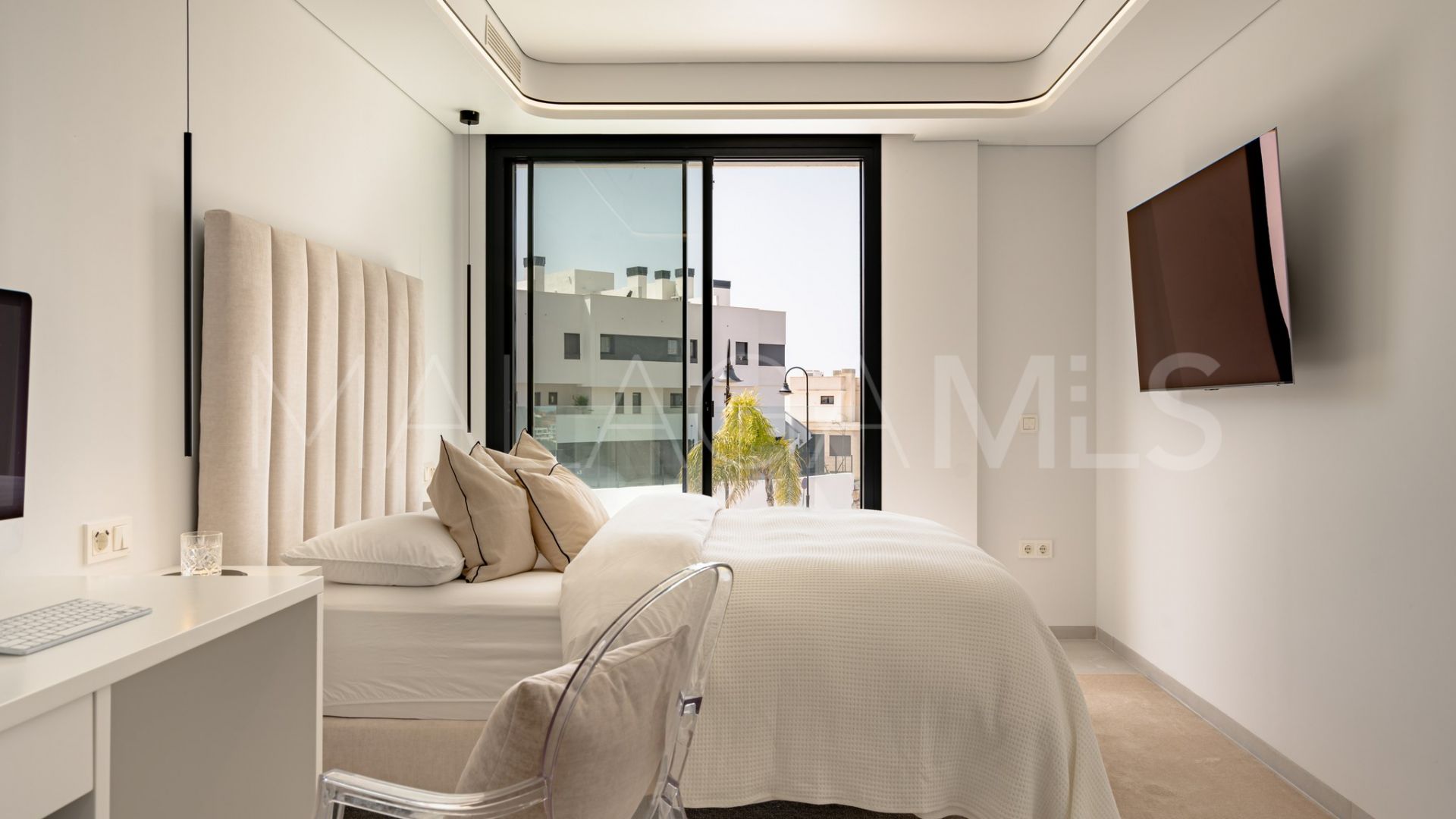 Villa in Mijas Costa for sale