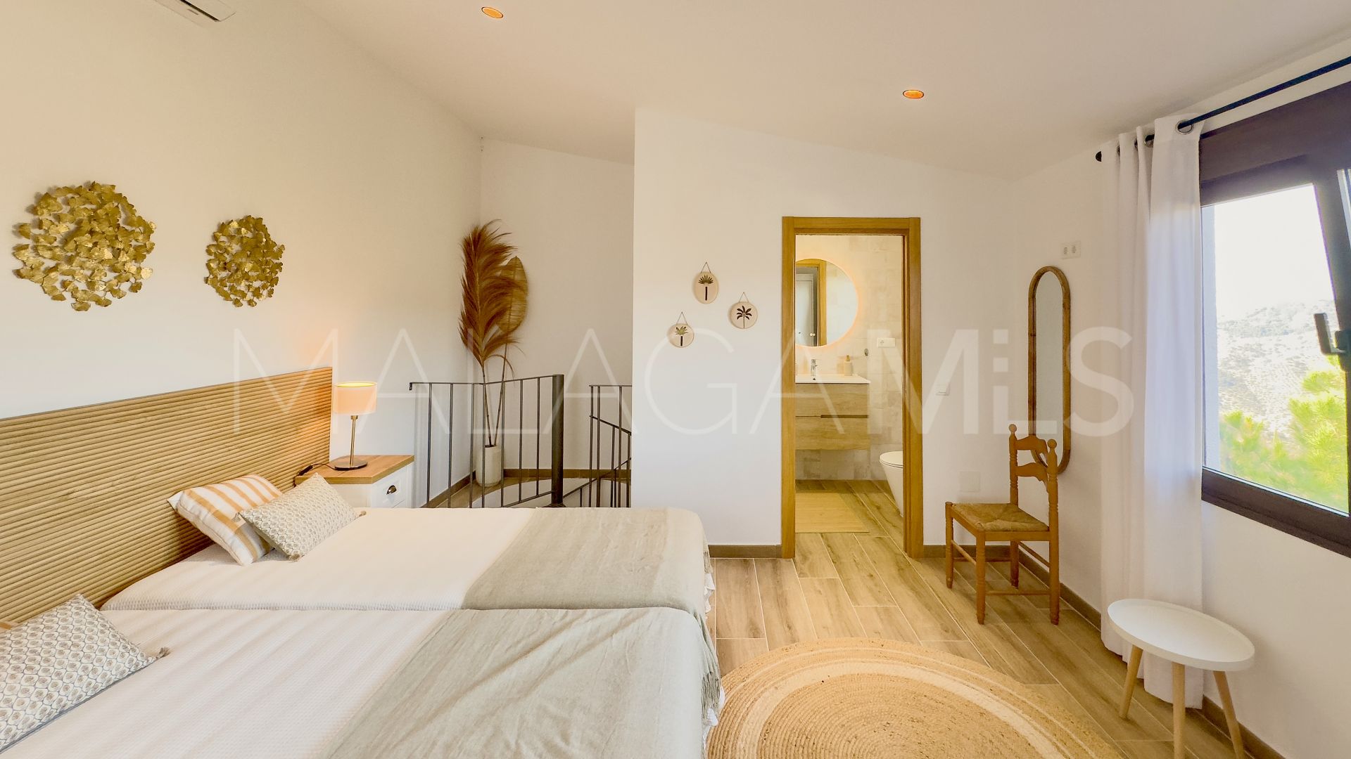 6 bedrooms finca in Malaga for sale