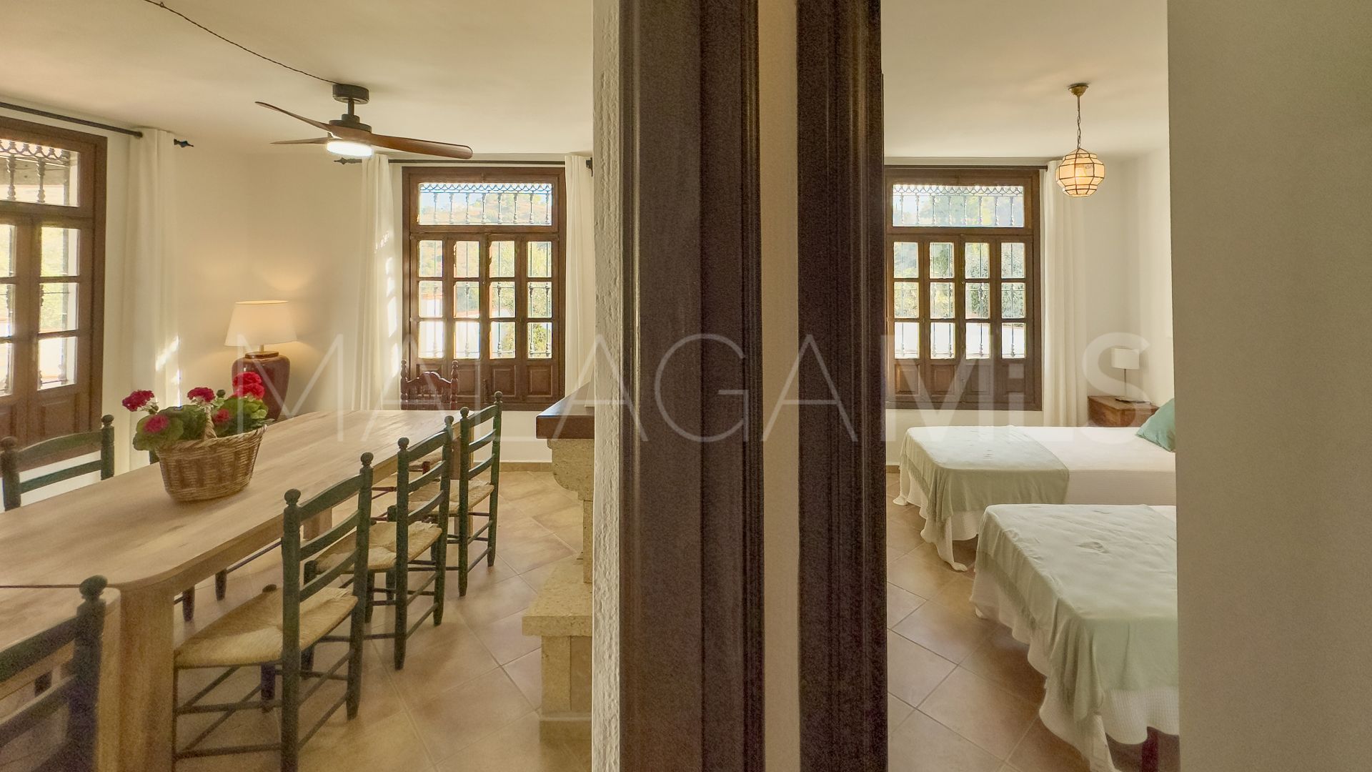 6 bedrooms finca in Malaga for sale