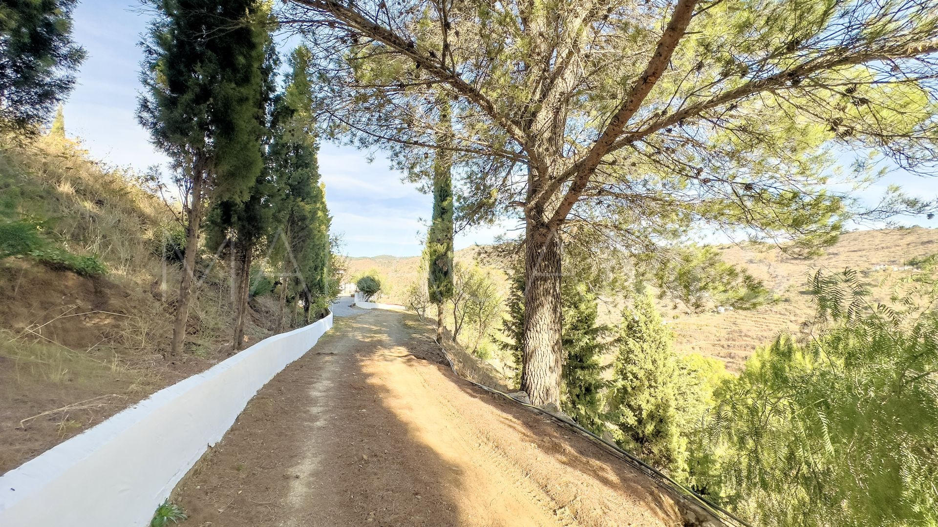 6 bedrooms finca in Malaga for sale