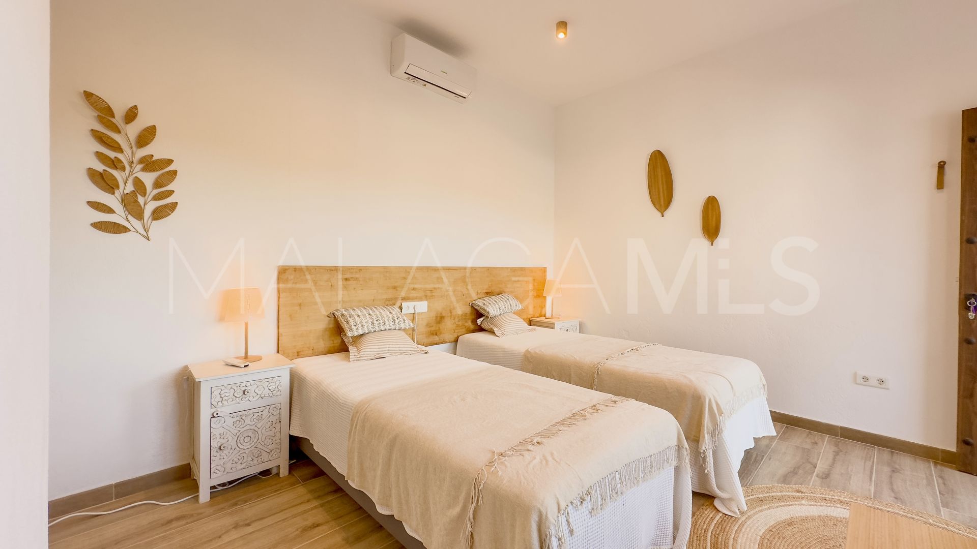 6 bedrooms finca in Malaga for sale