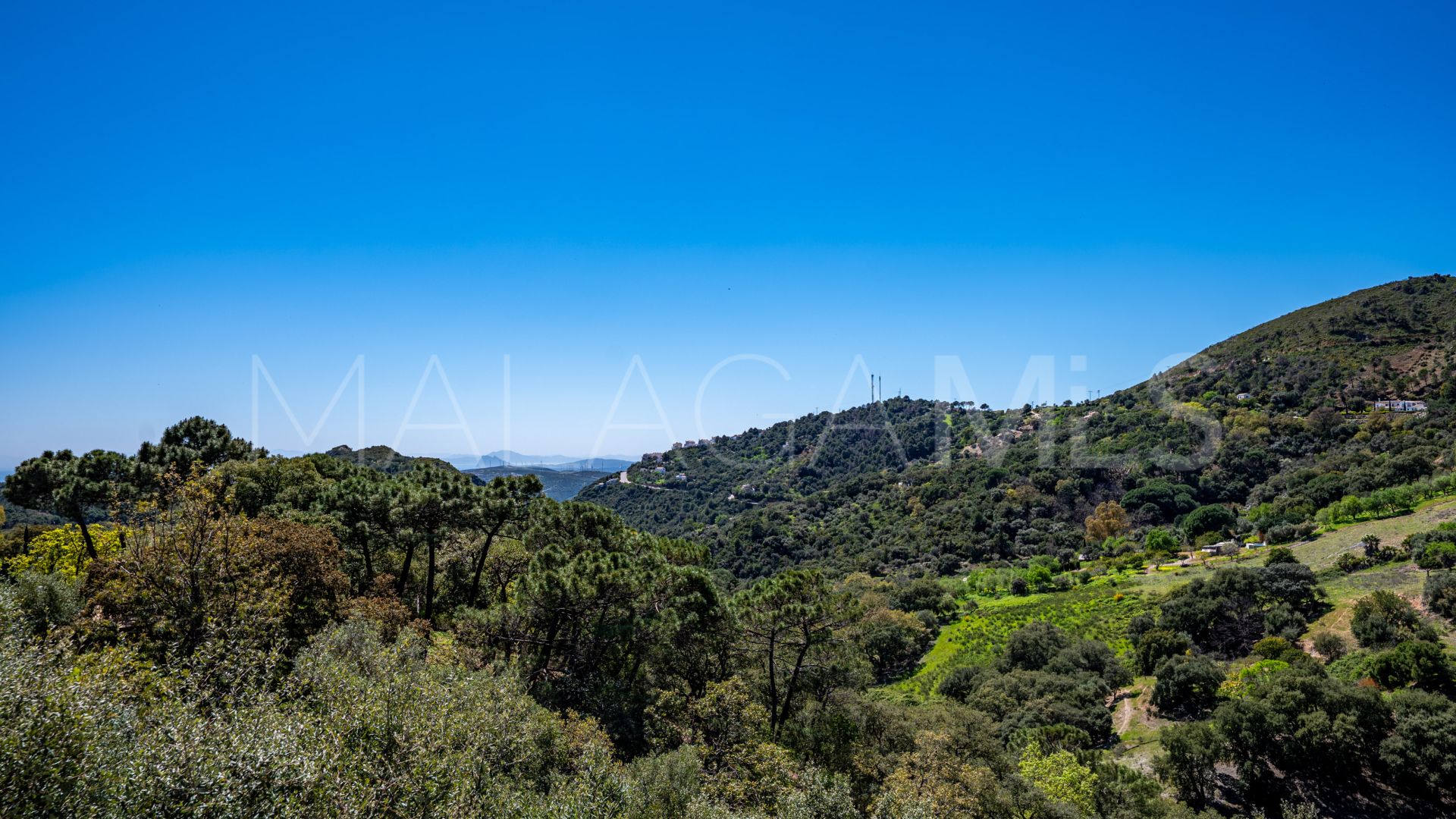 Landhaus for sale in Casares