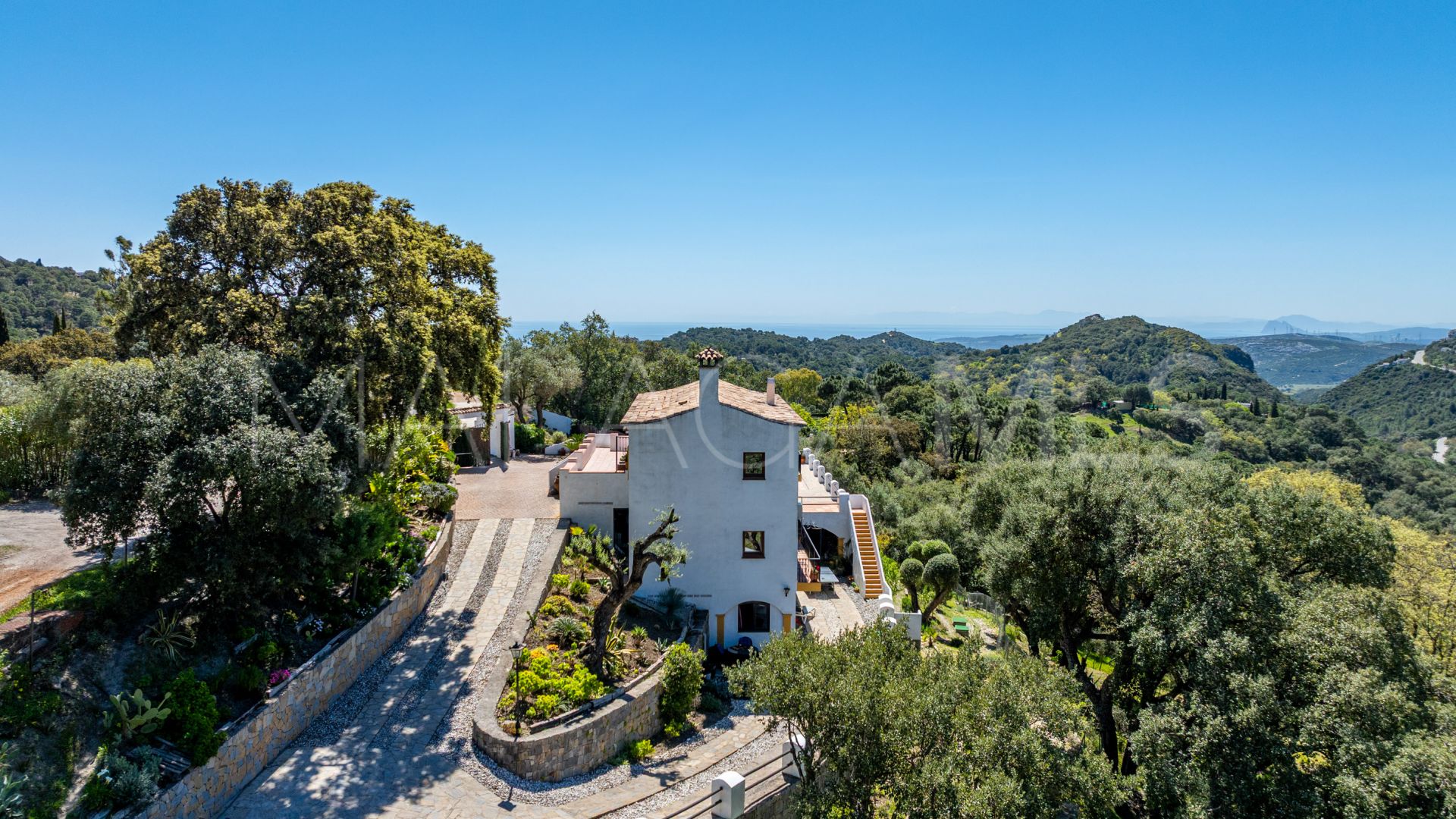Landhaus for sale in Casares