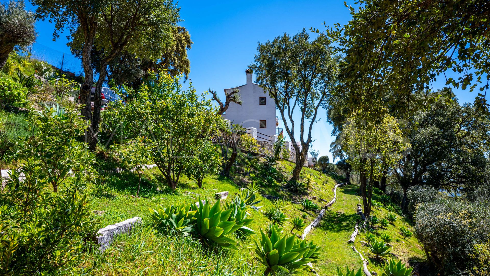 Landhaus for sale in Casares