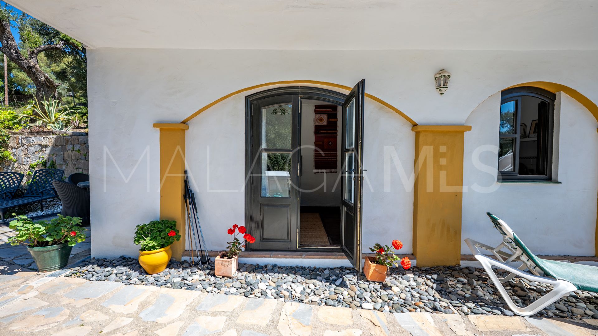 Landhaus for sale in Casares