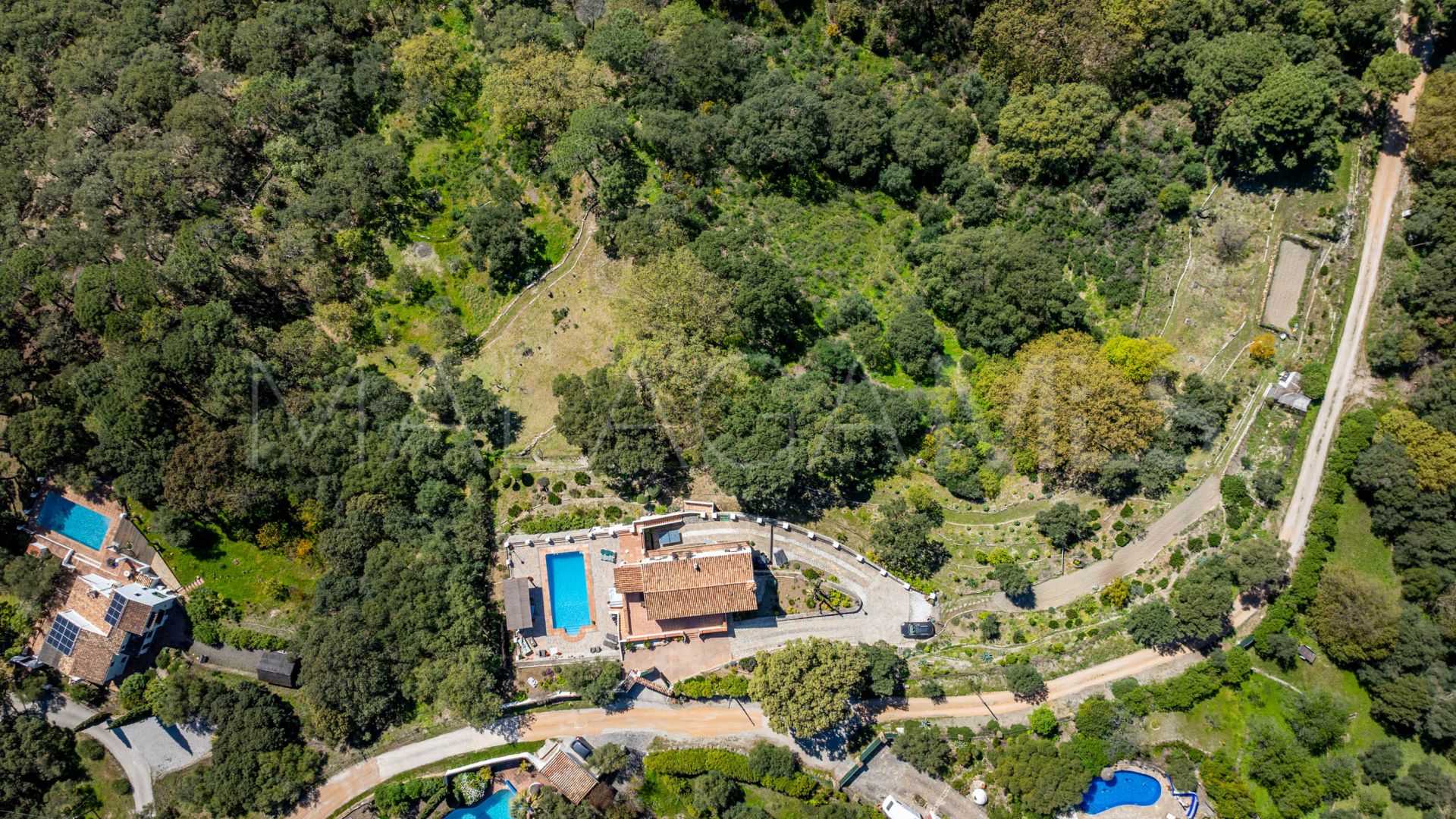 Landhaus for sale in Casares