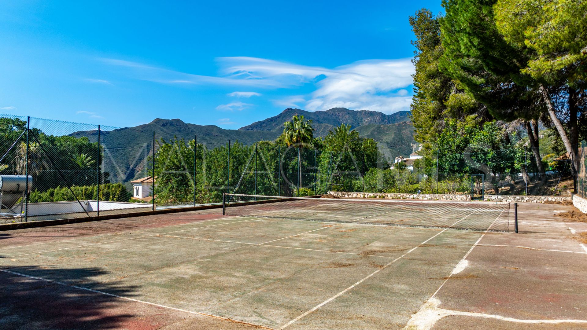 Casa de campo for sale in Alhaurin el Grande