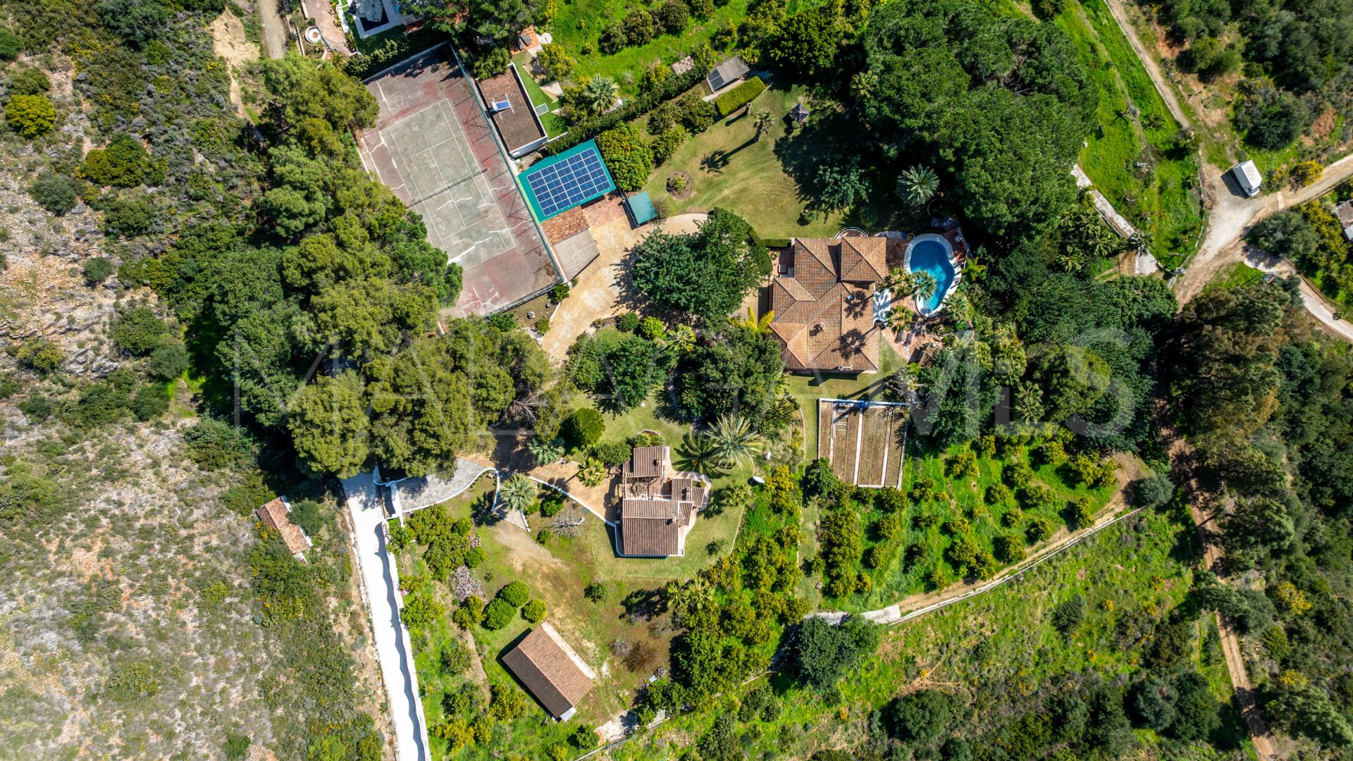 Casa de campo for sale in Alhaurin el Grande